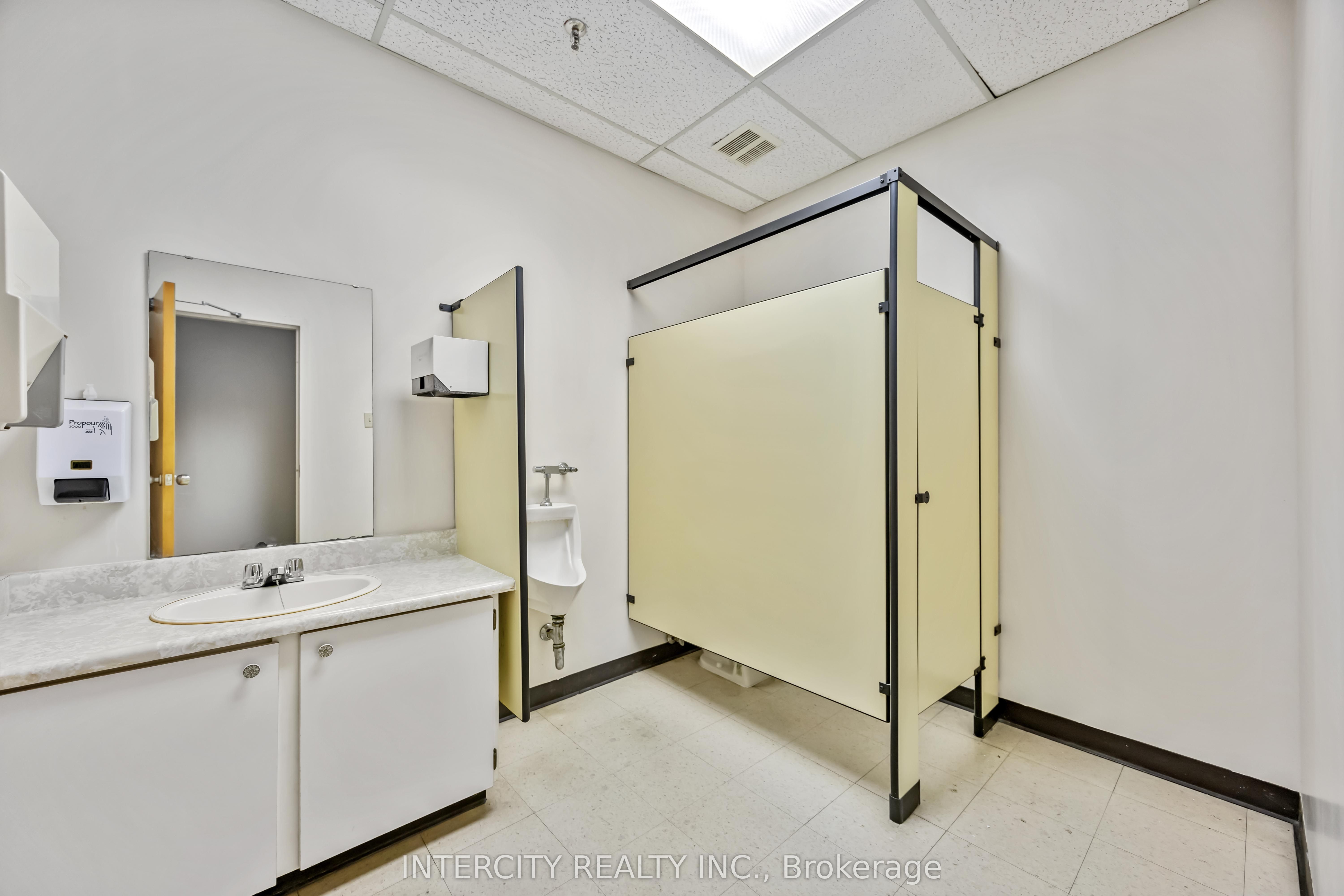 65 Melford Drive Property Photo 30