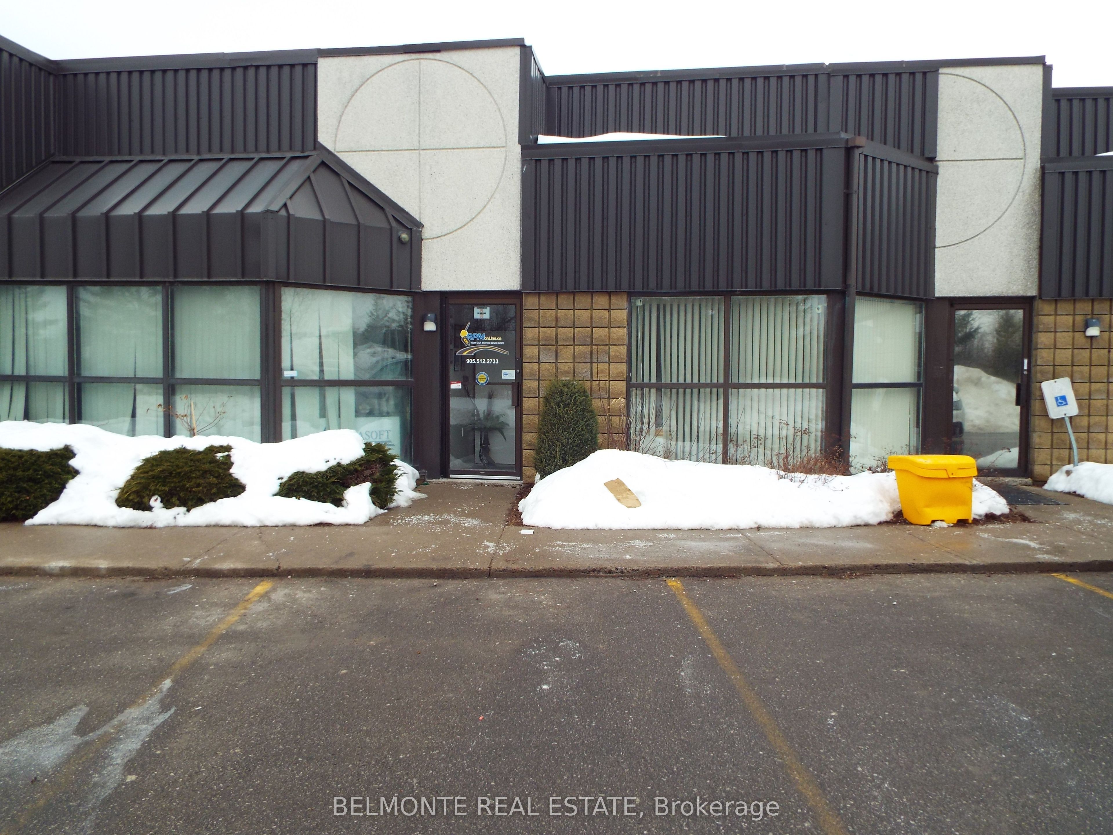 #19 - 1621 Mcewen Drive Property Photo 1