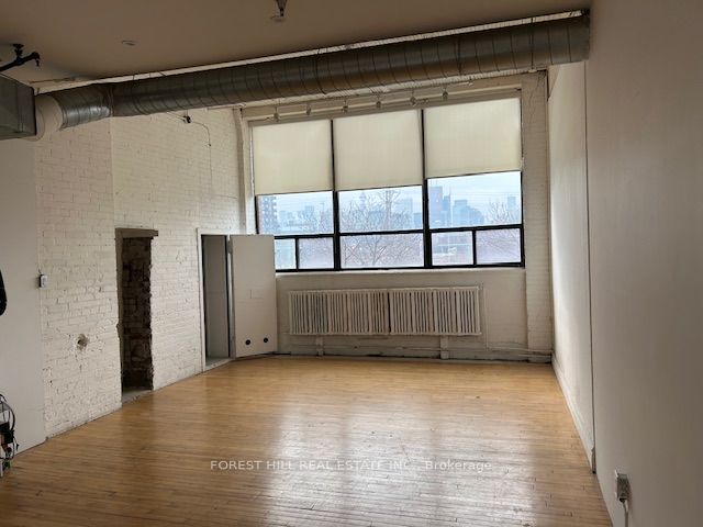 #201b - 9 Davies Avenue Property Photo 2