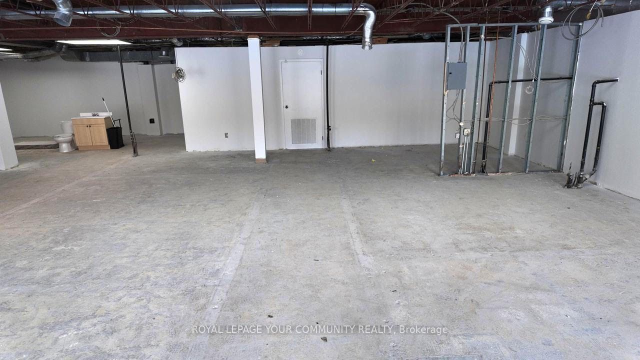 #8 & 9 - 305 Port Union Road Property Photo 6