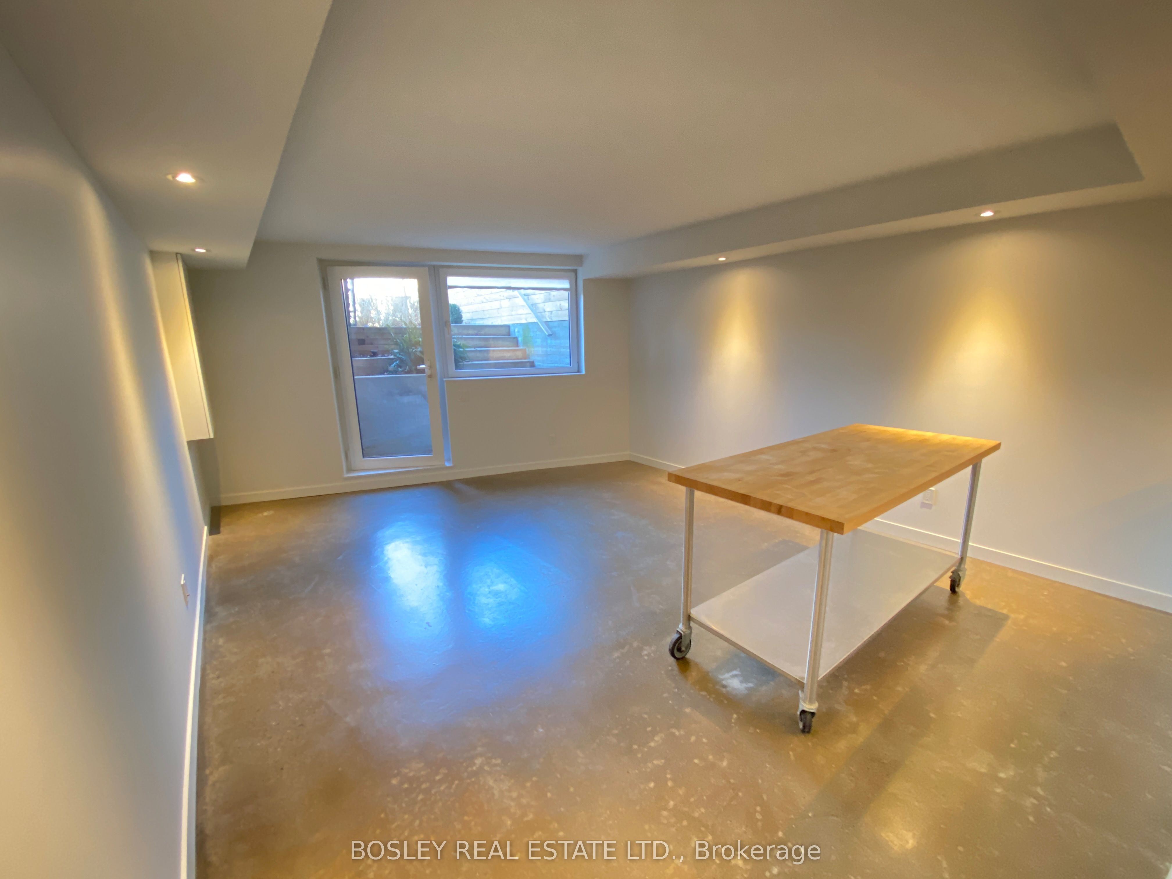 #lower - 63 Dagmar Avenue Property Photo 5