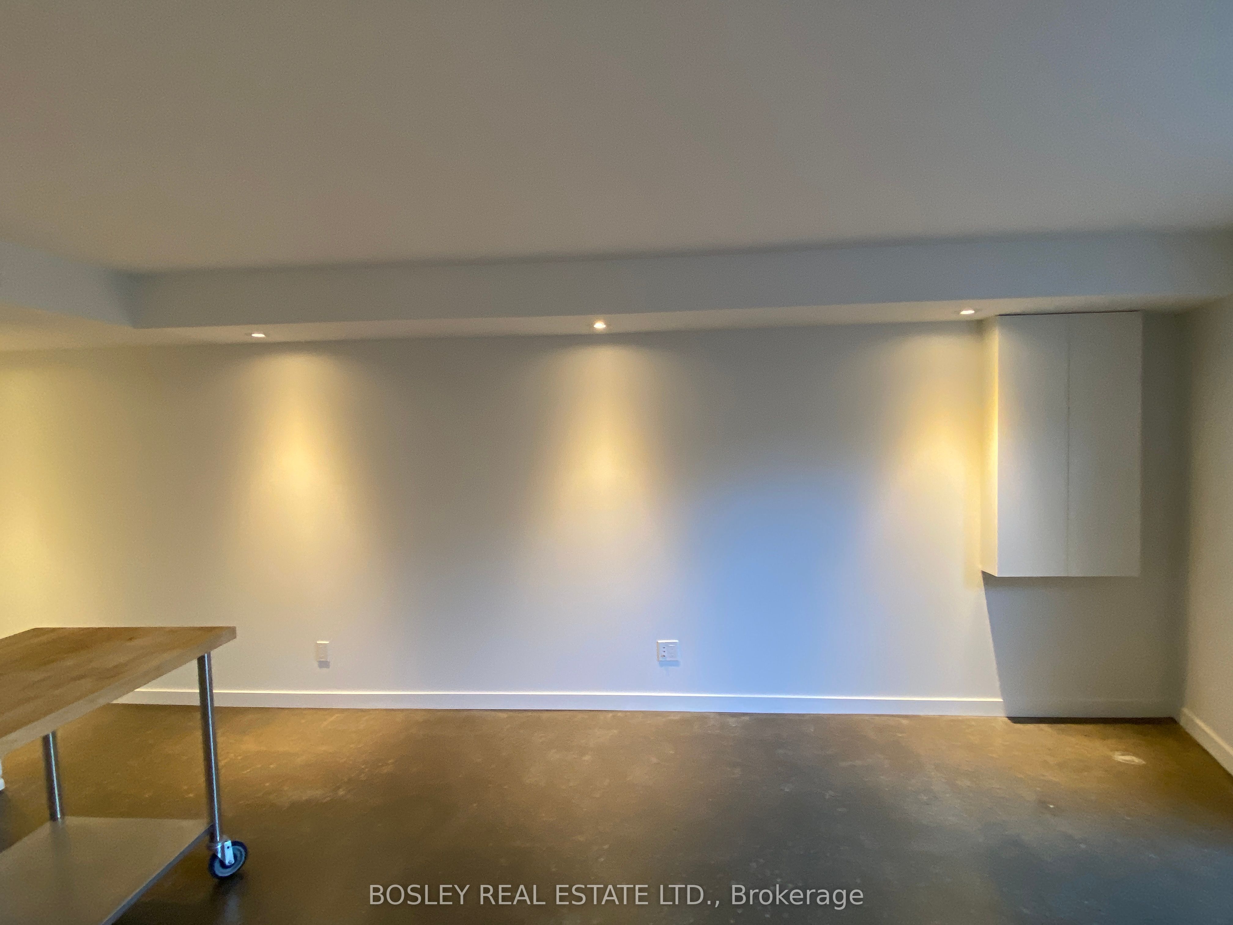#lower - 63 Dagmar Avenue Property Photo 9