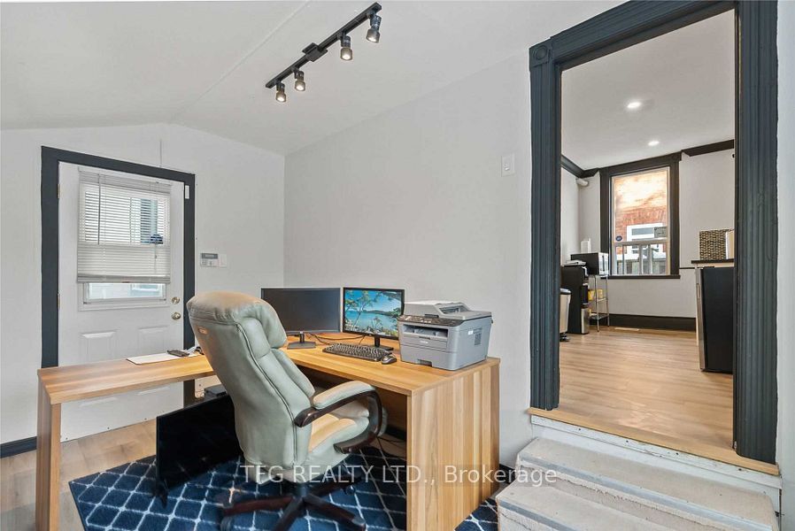 89 Bond Street Property Photo 6