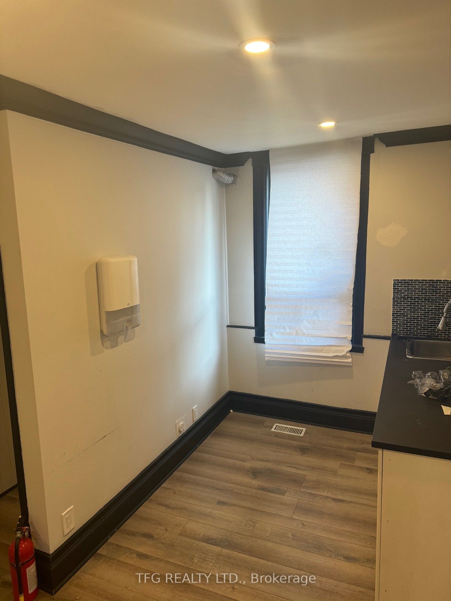 89 Bond Street Property Photo 14