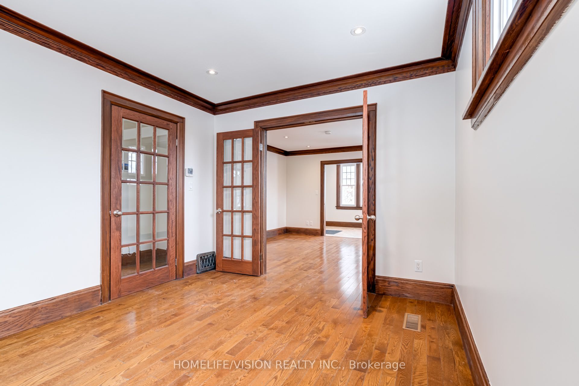 123 Mary Street Property Photo 9