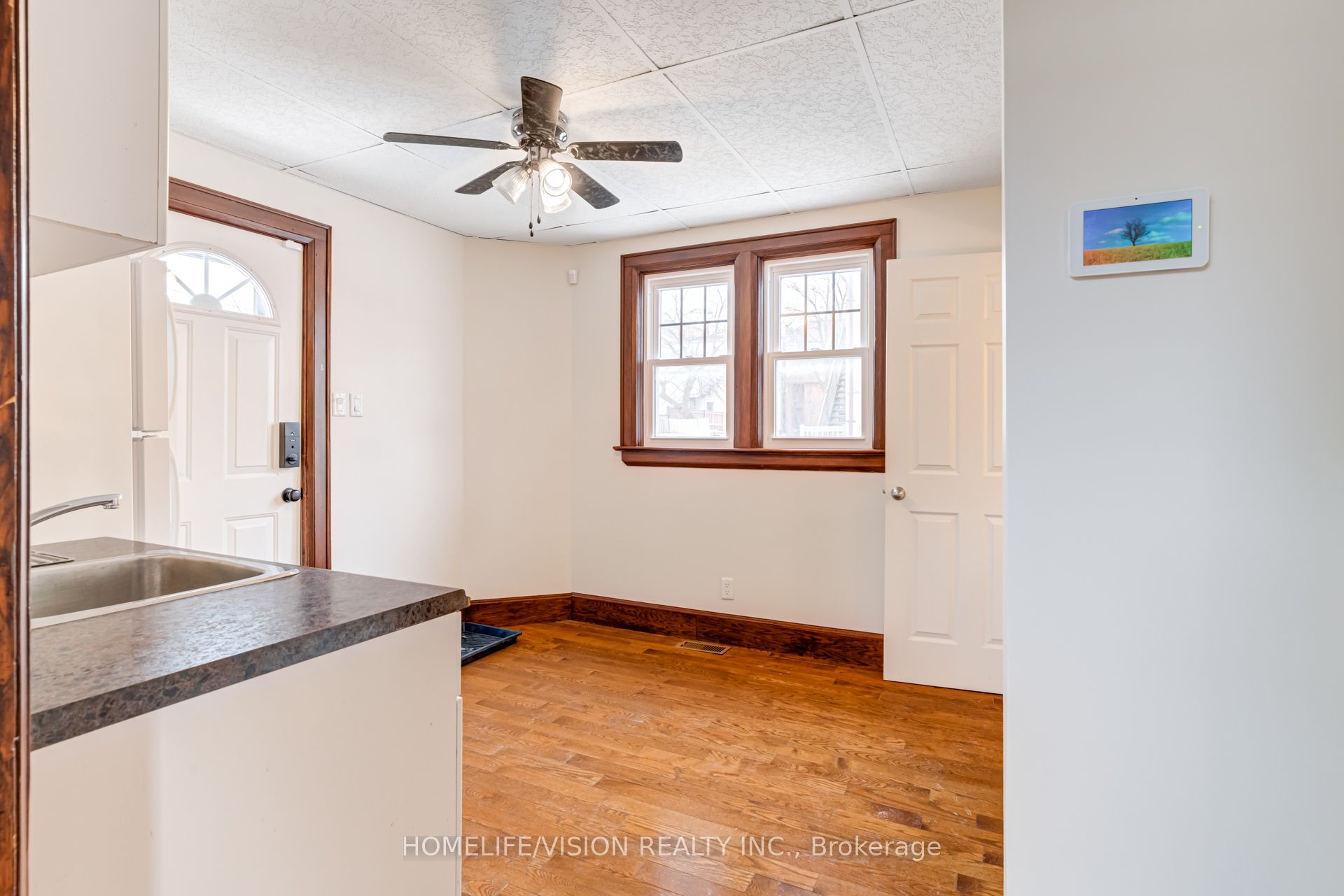 123 Mary Street Property Photo 14