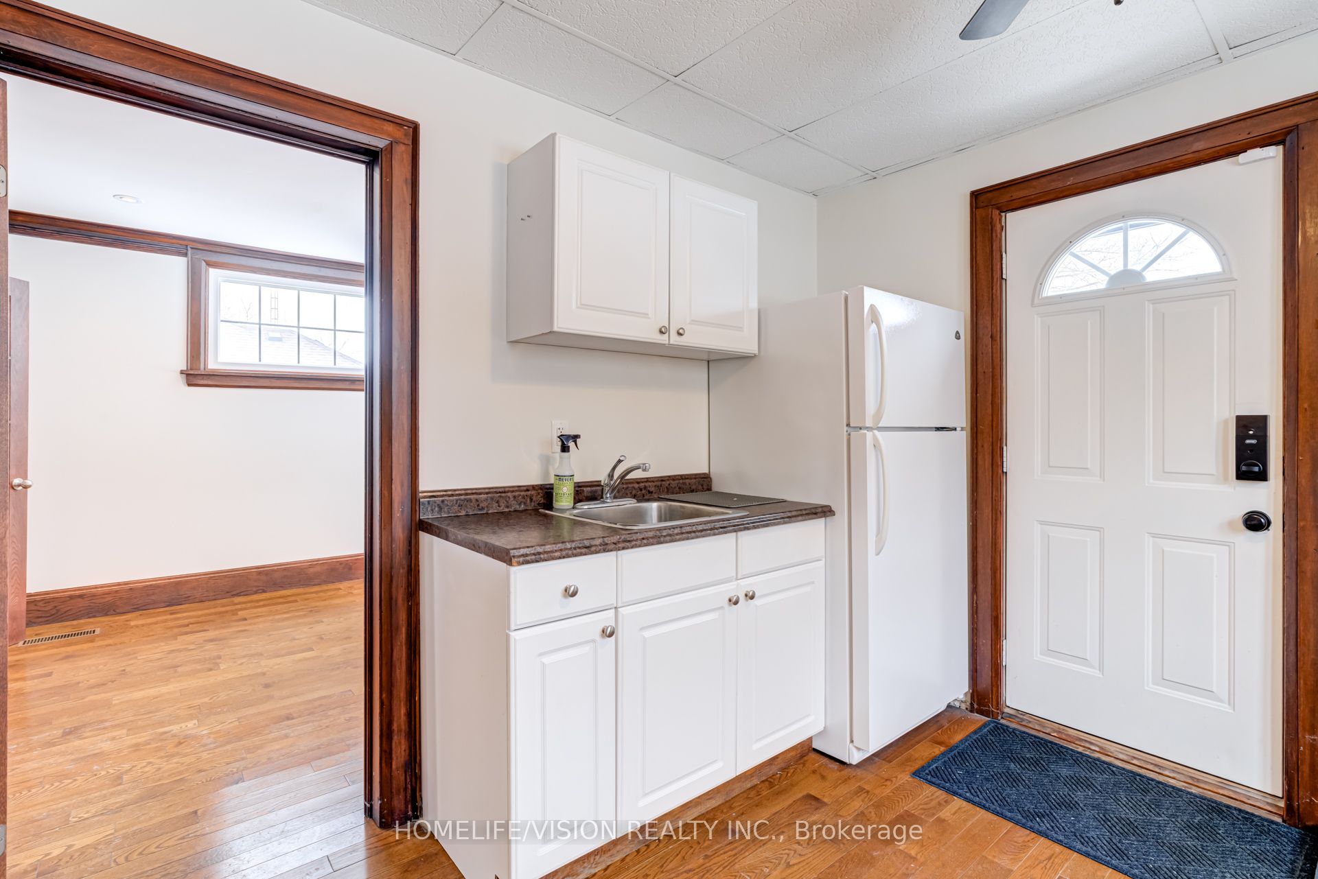 123 Mary Street Property Photo 17