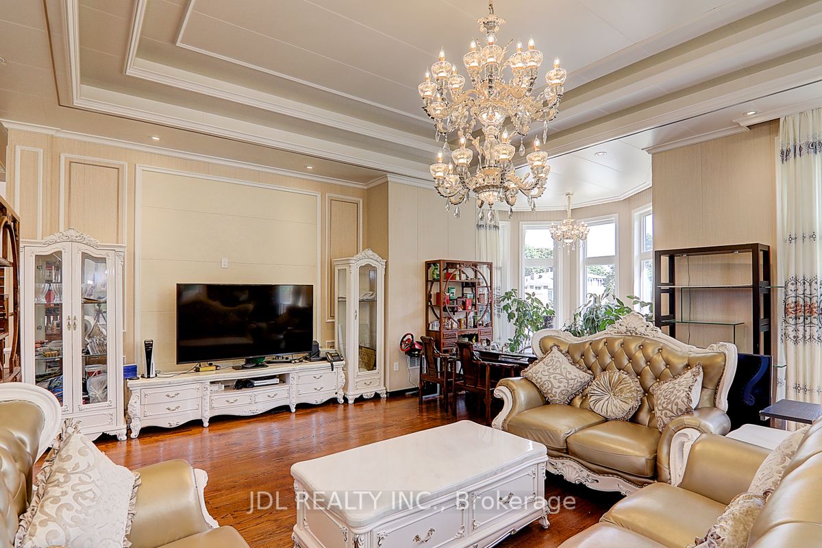 80 Broomfield Drive Property Photo 4