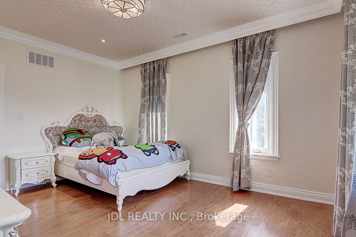 80 Broomfield Drive Property Photo 15