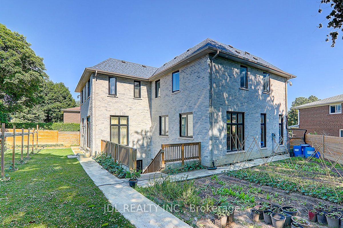 80 Broomfield Drive Property Photo 31