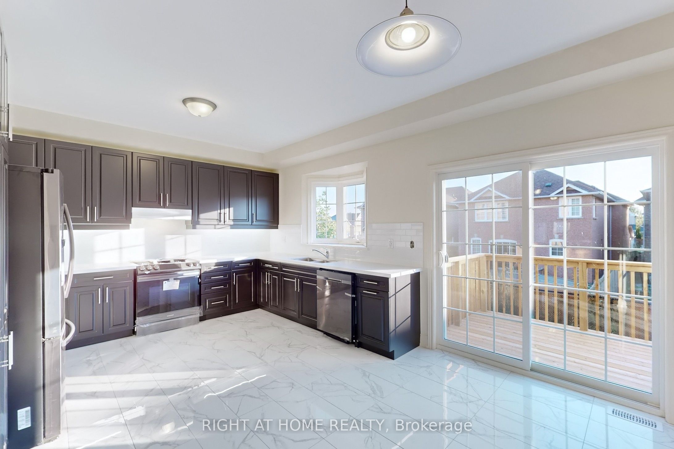 27 Creedon Crescent Property Photo 8