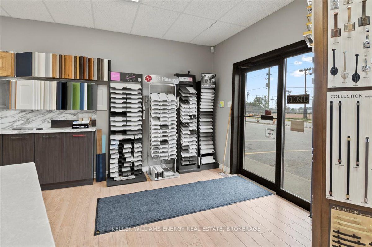 48 Water Street Property Photo 7