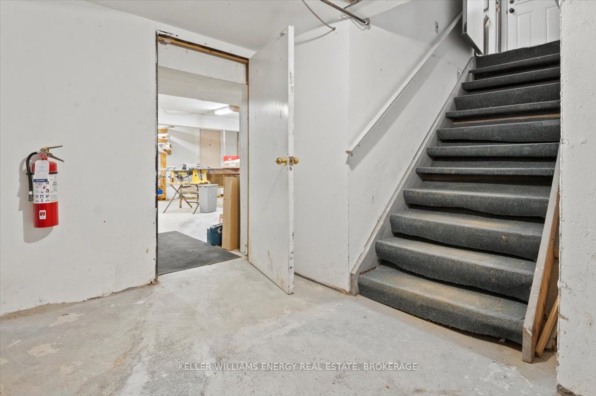 48 Water Street Property Photo 30
