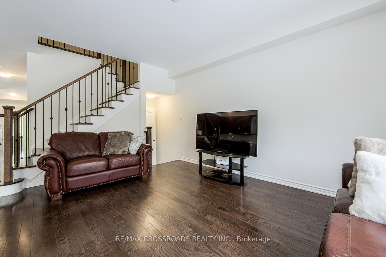 2 Hough Lane Property Photo 10