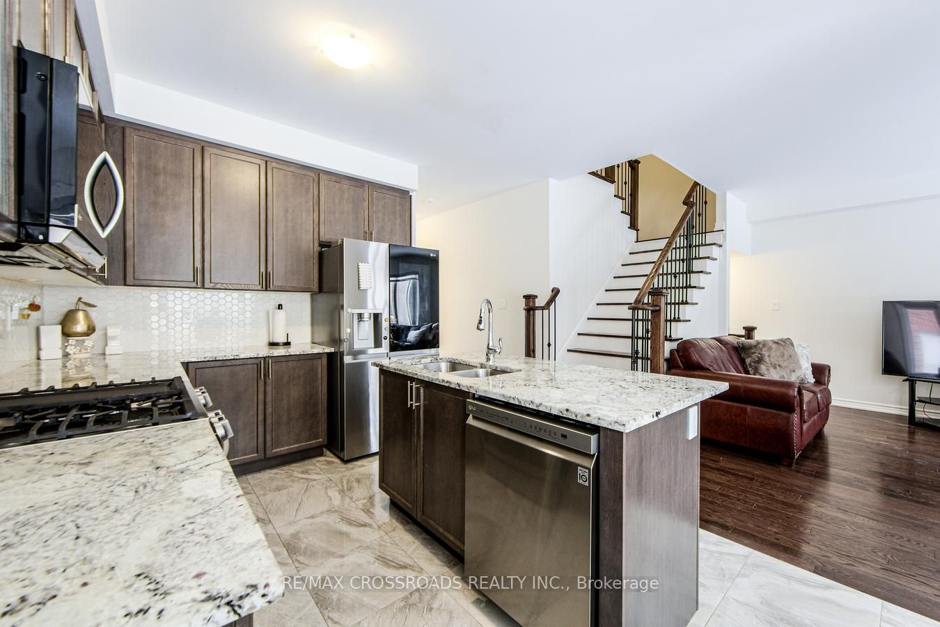 2 Hough Lane Property Photo 19