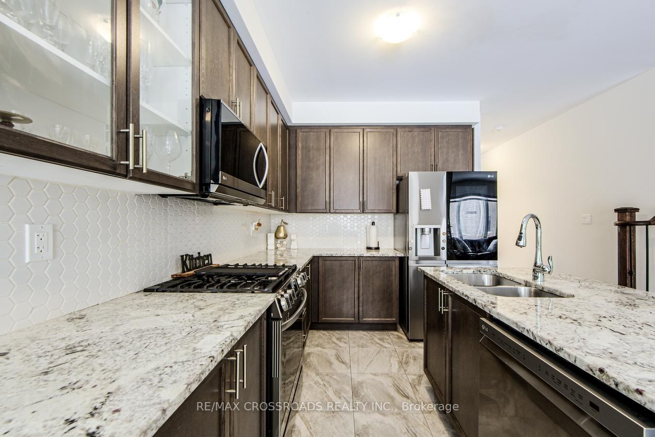 2 Hough Lane Property Photo 20