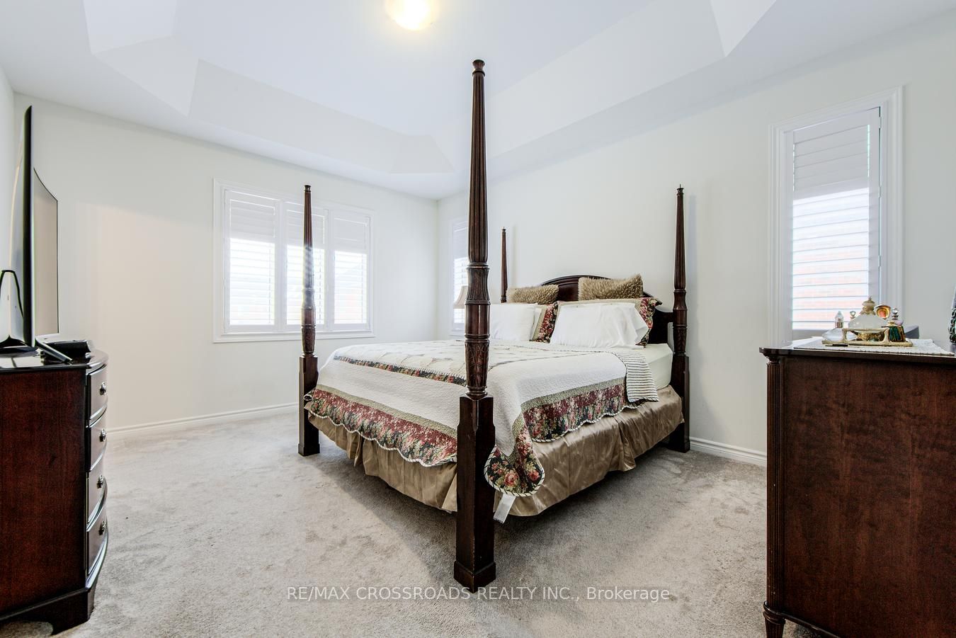 2 Hough Lane Property Photo 24