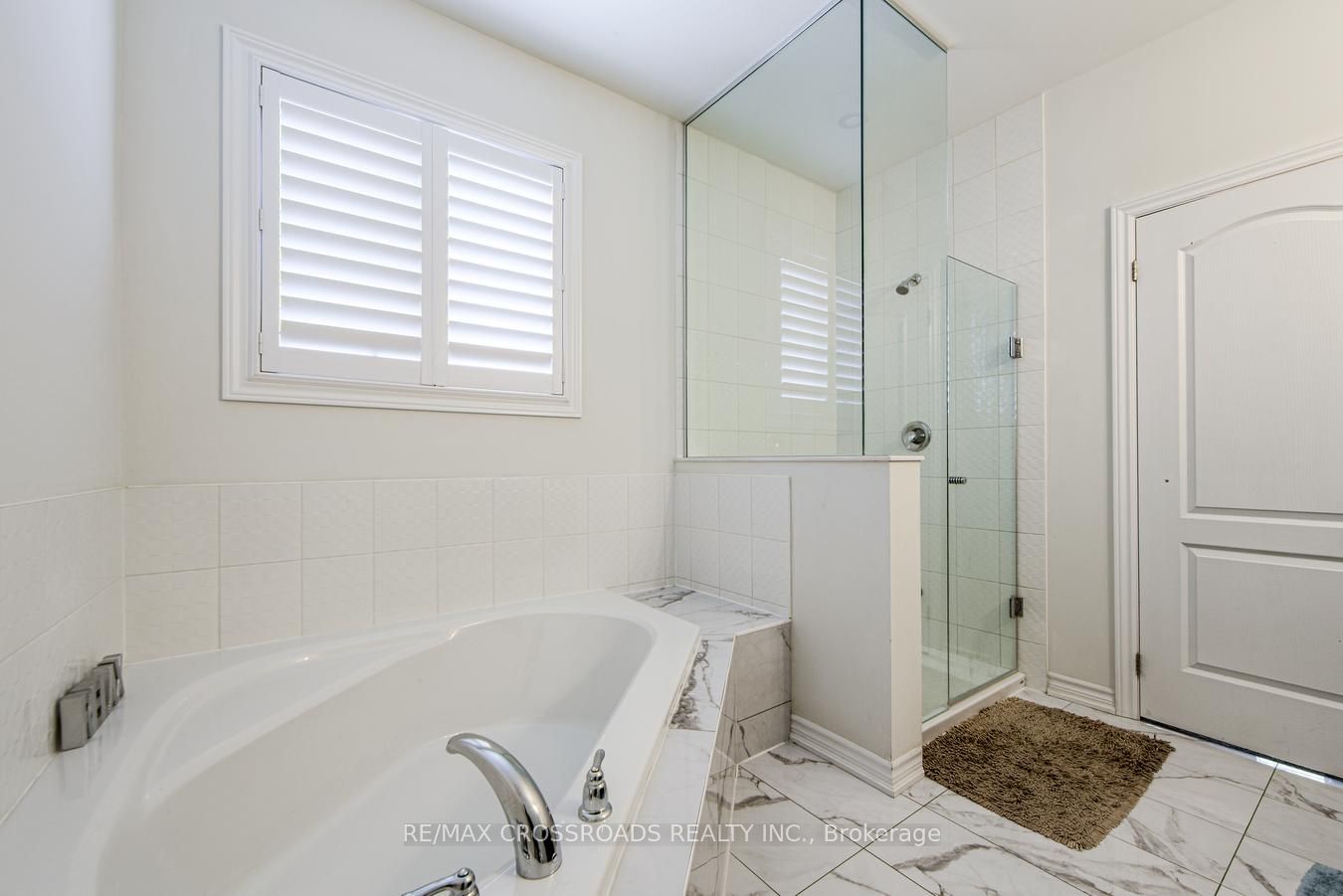 2 Hough Lane Property Photo 28