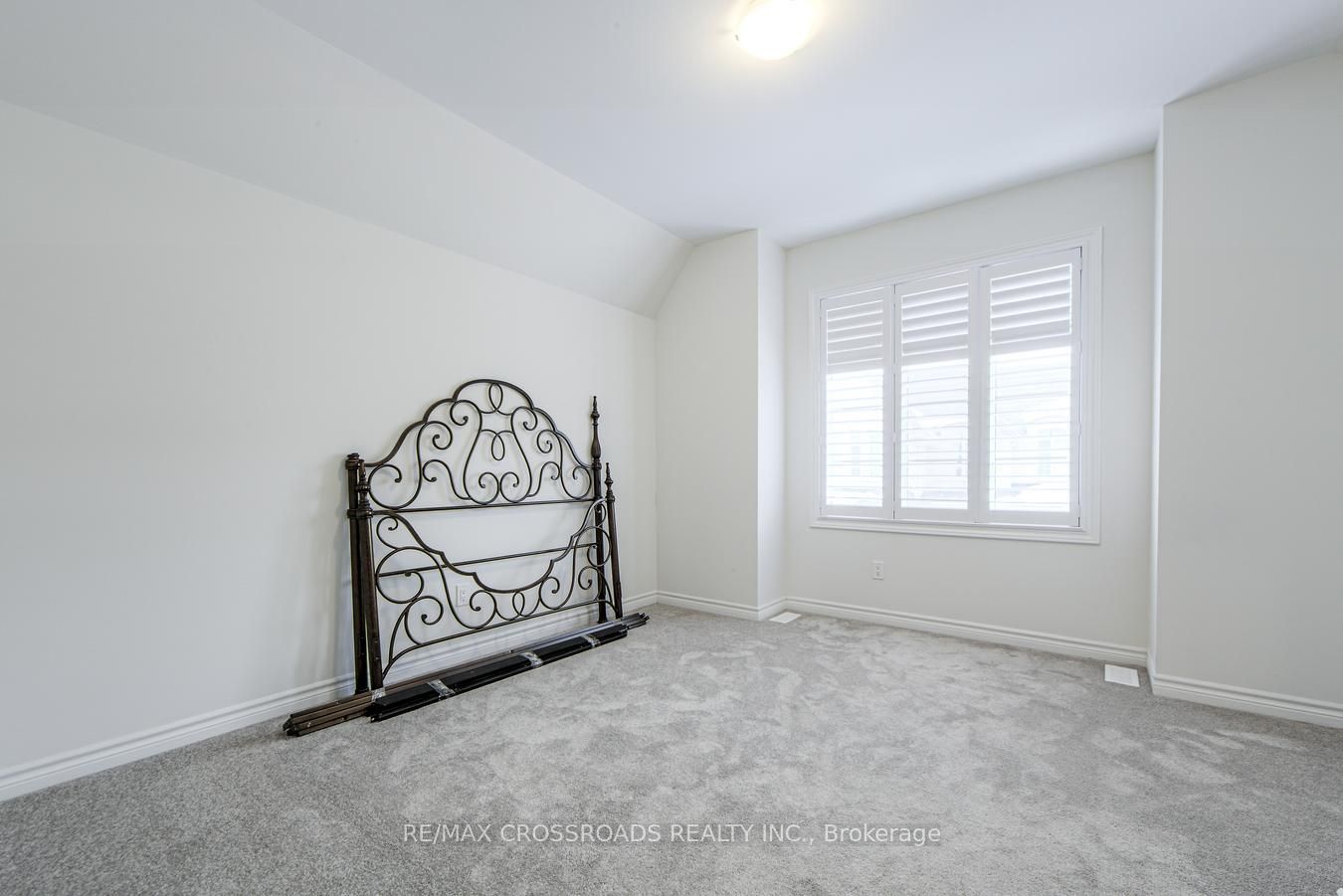 2 Hough Lane Property Photo 31