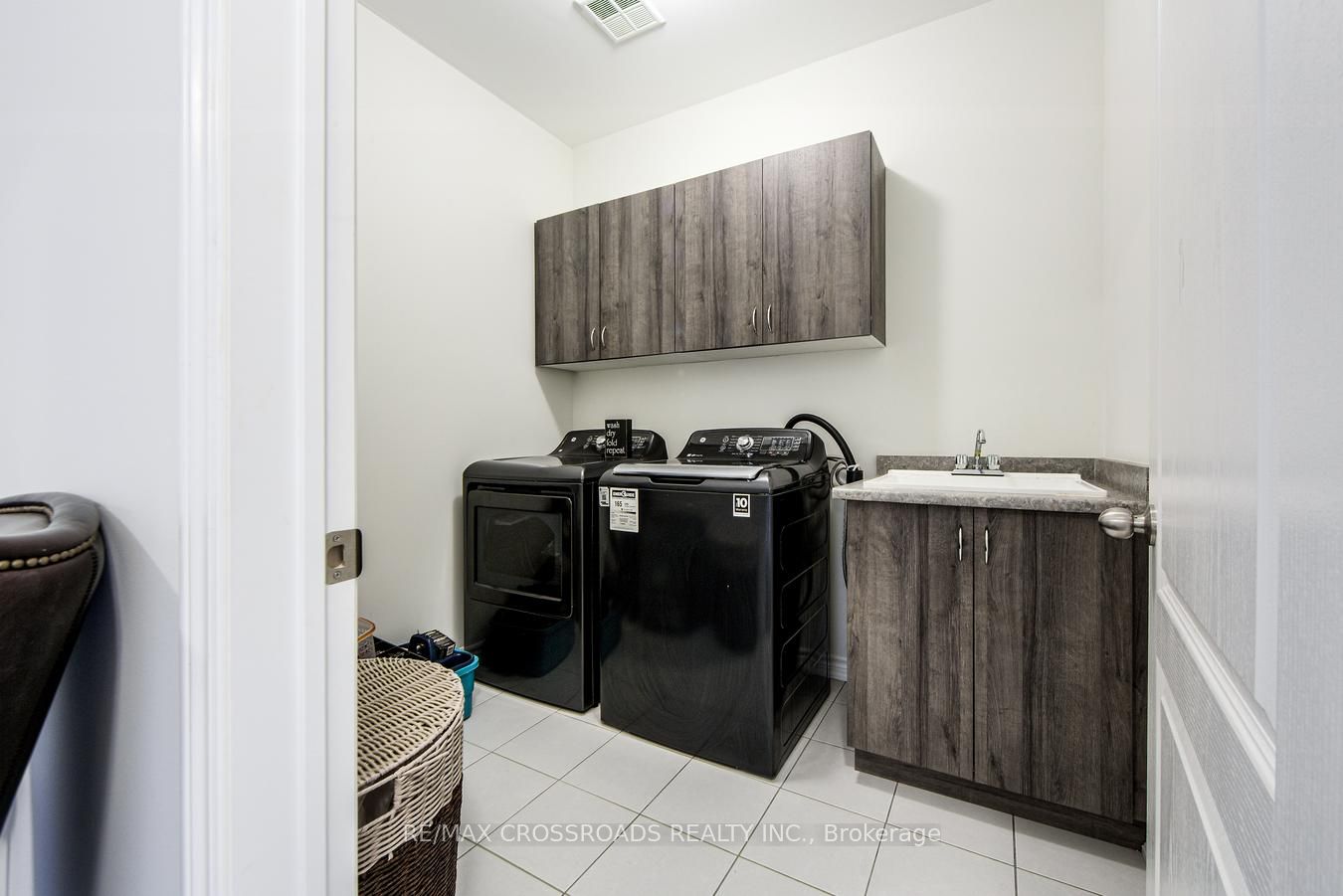 2 Hough Lane Property Photo 33