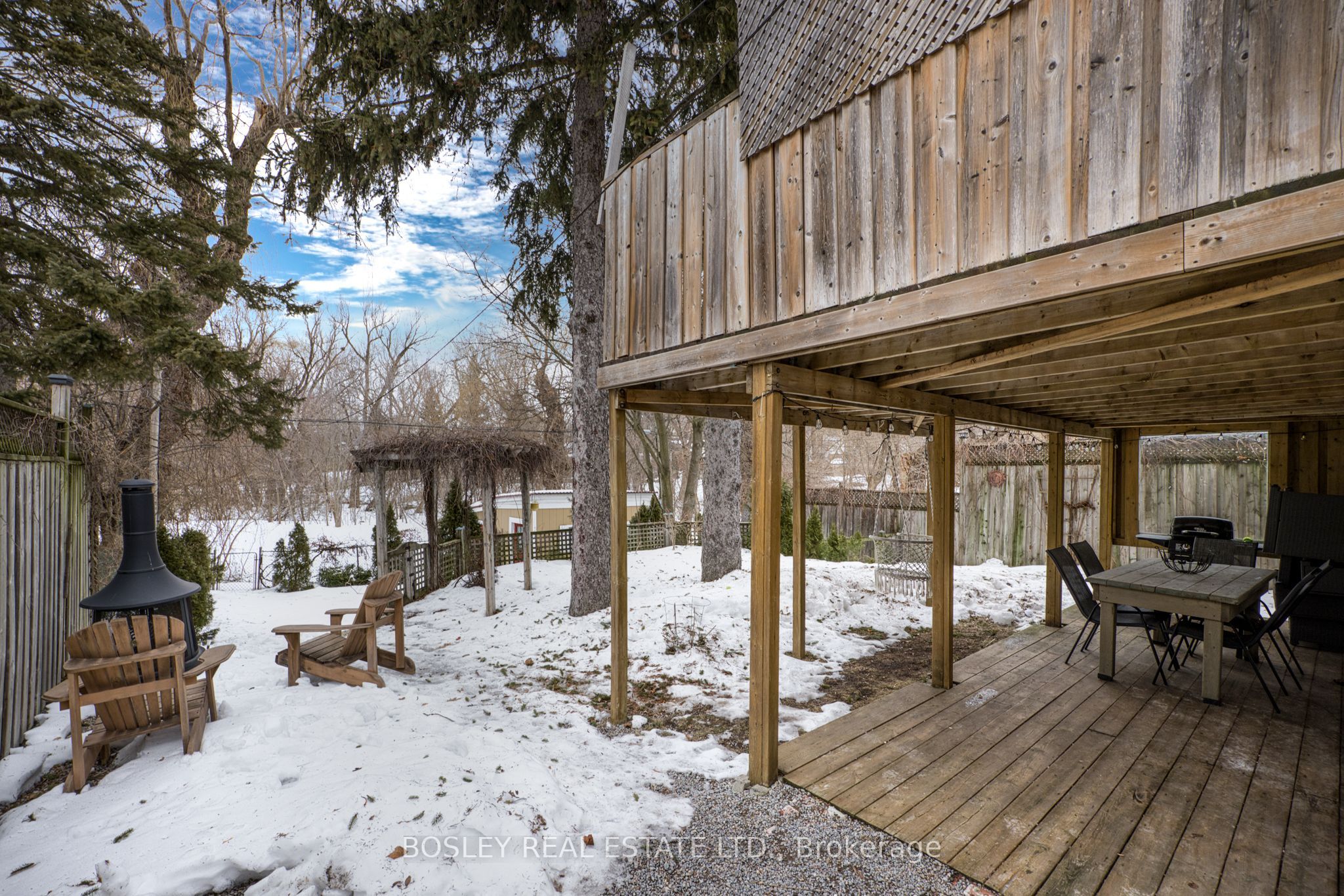 106 Foxridge Drive Property Photo 30