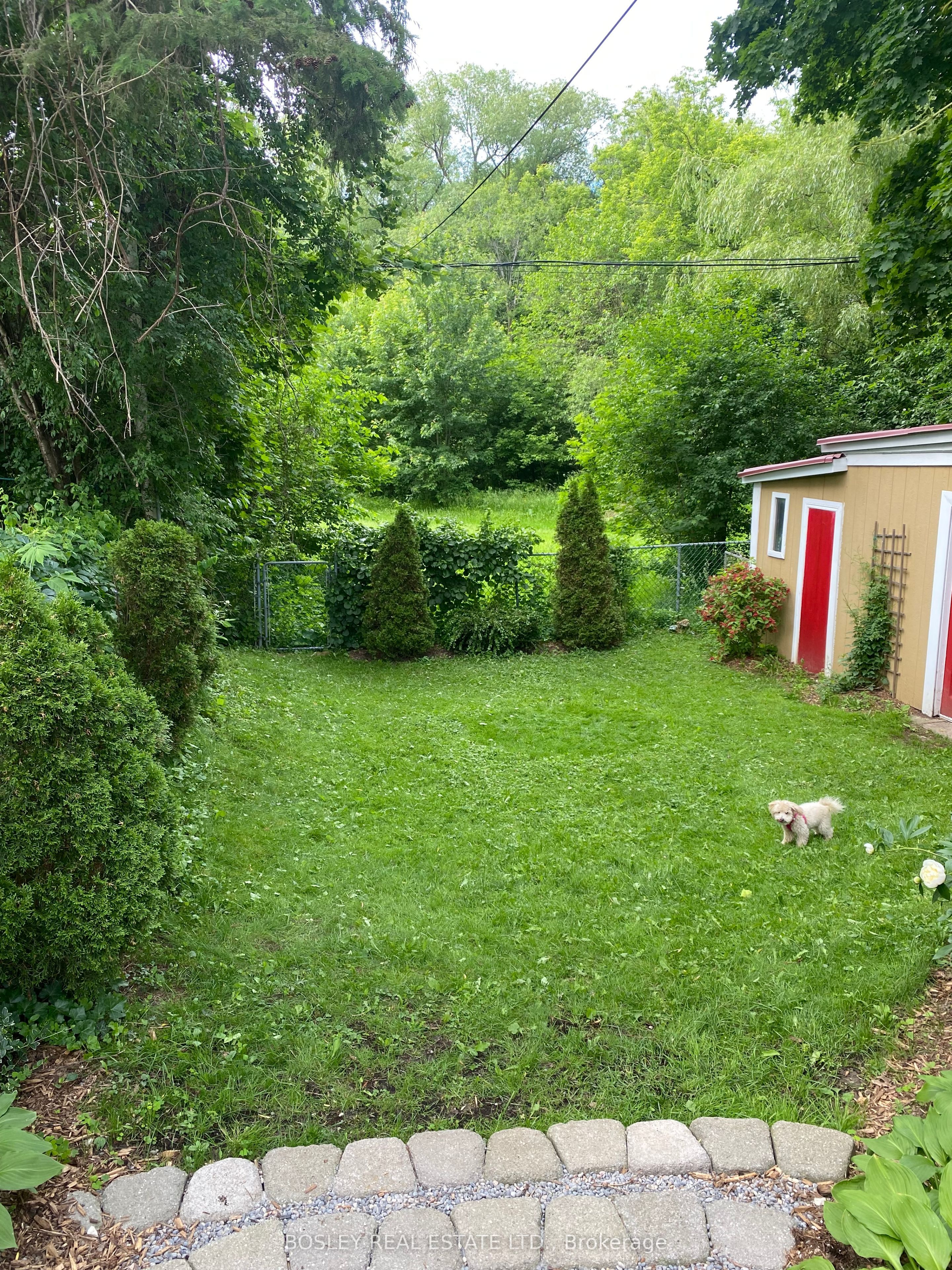 106 Foxridge Drive Property Photo 41