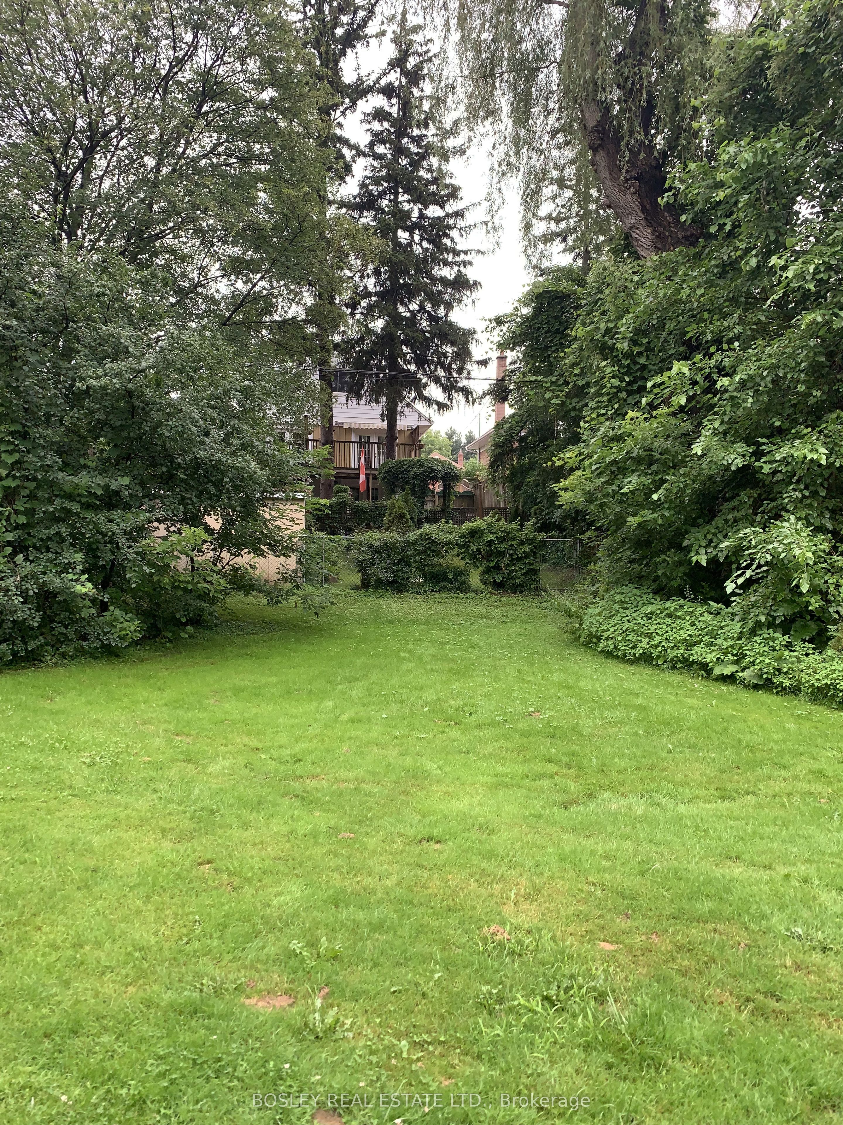 106 Foxridge Drive Property Photo 45