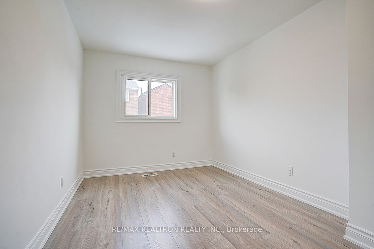 67 West Burton Court Property Photo 21