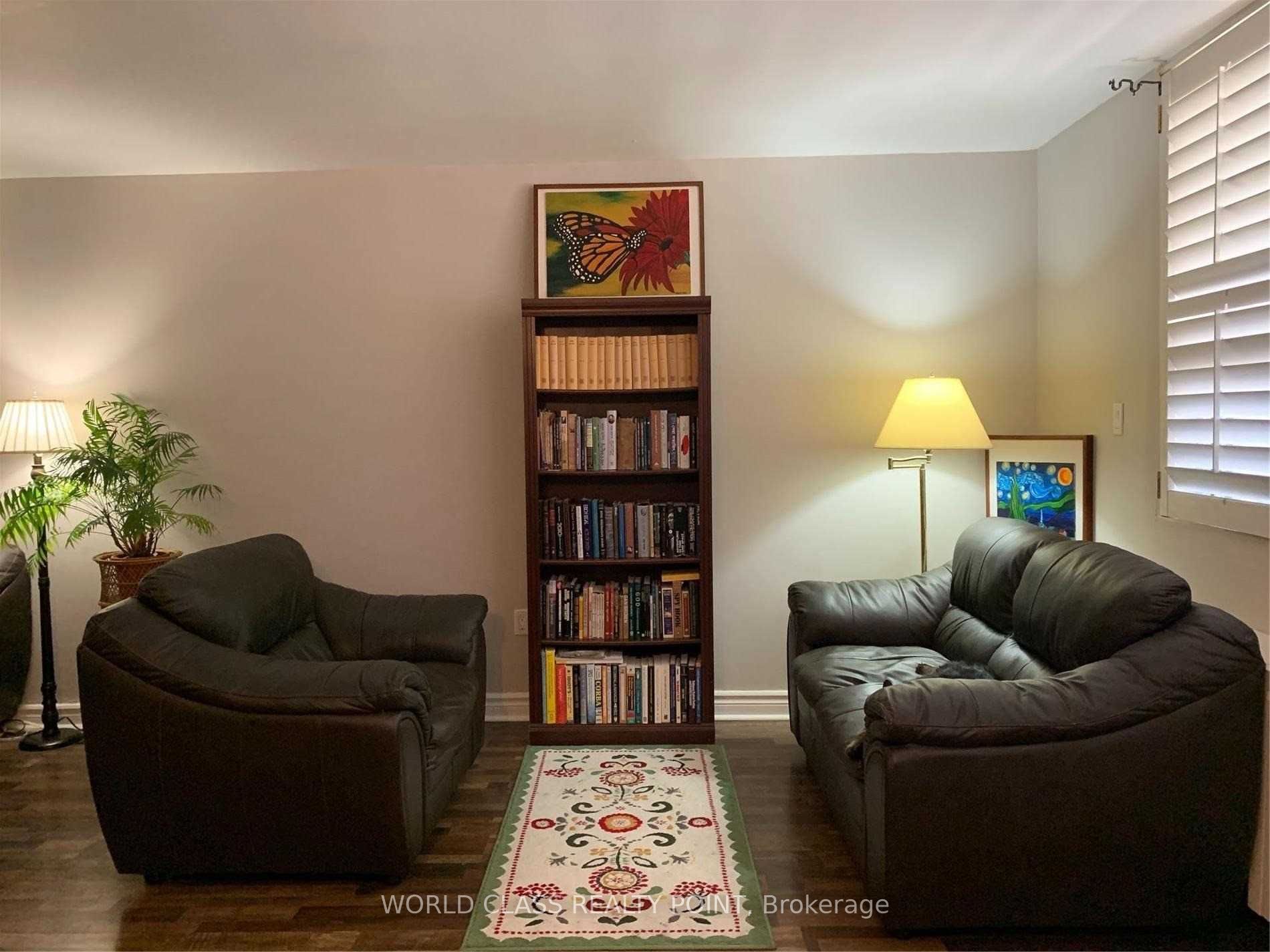 3420 Eglinton Avenue E 807 Property Photo 5