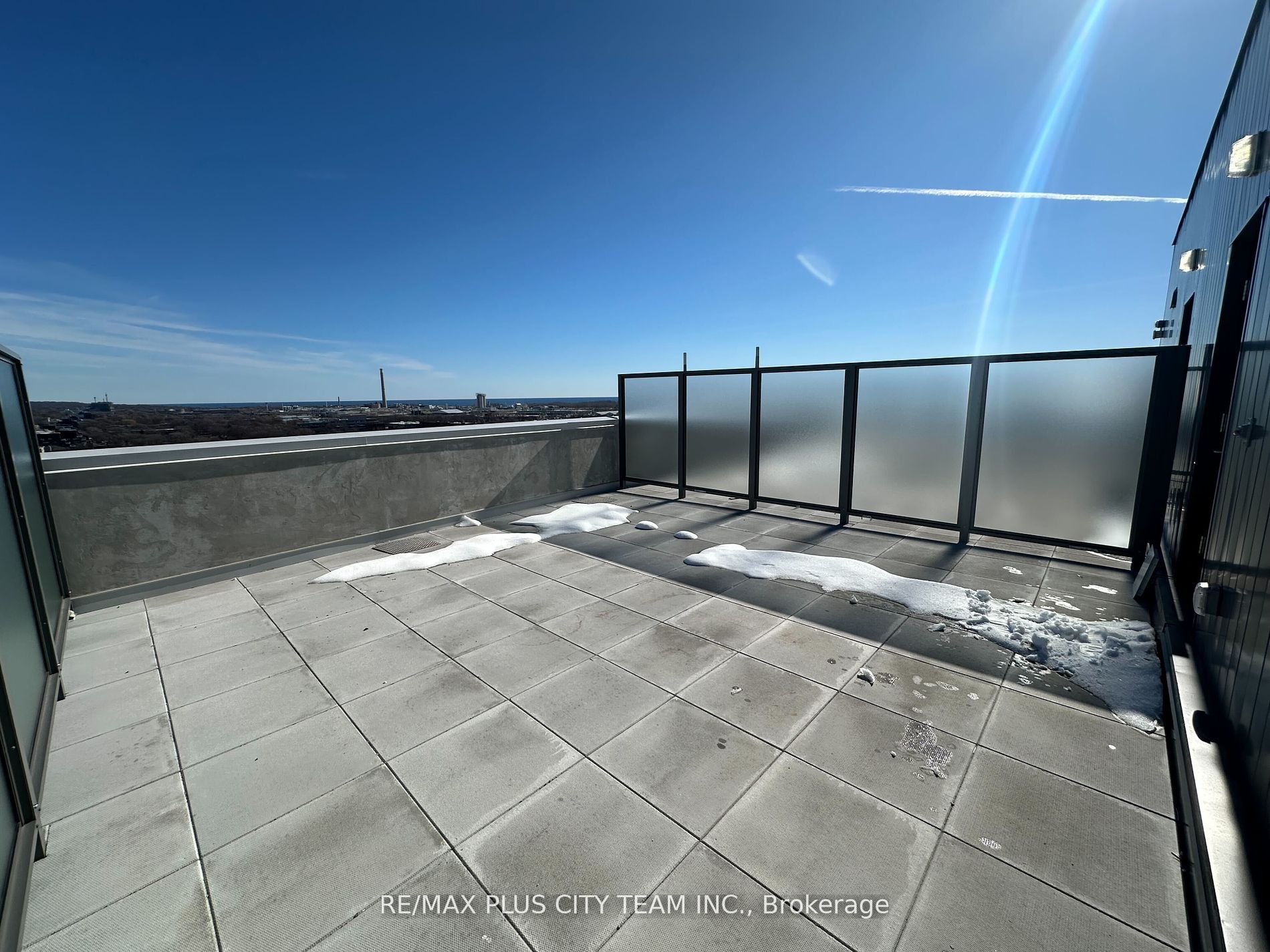 #811 - 45 Baseball Place Property Photo 1