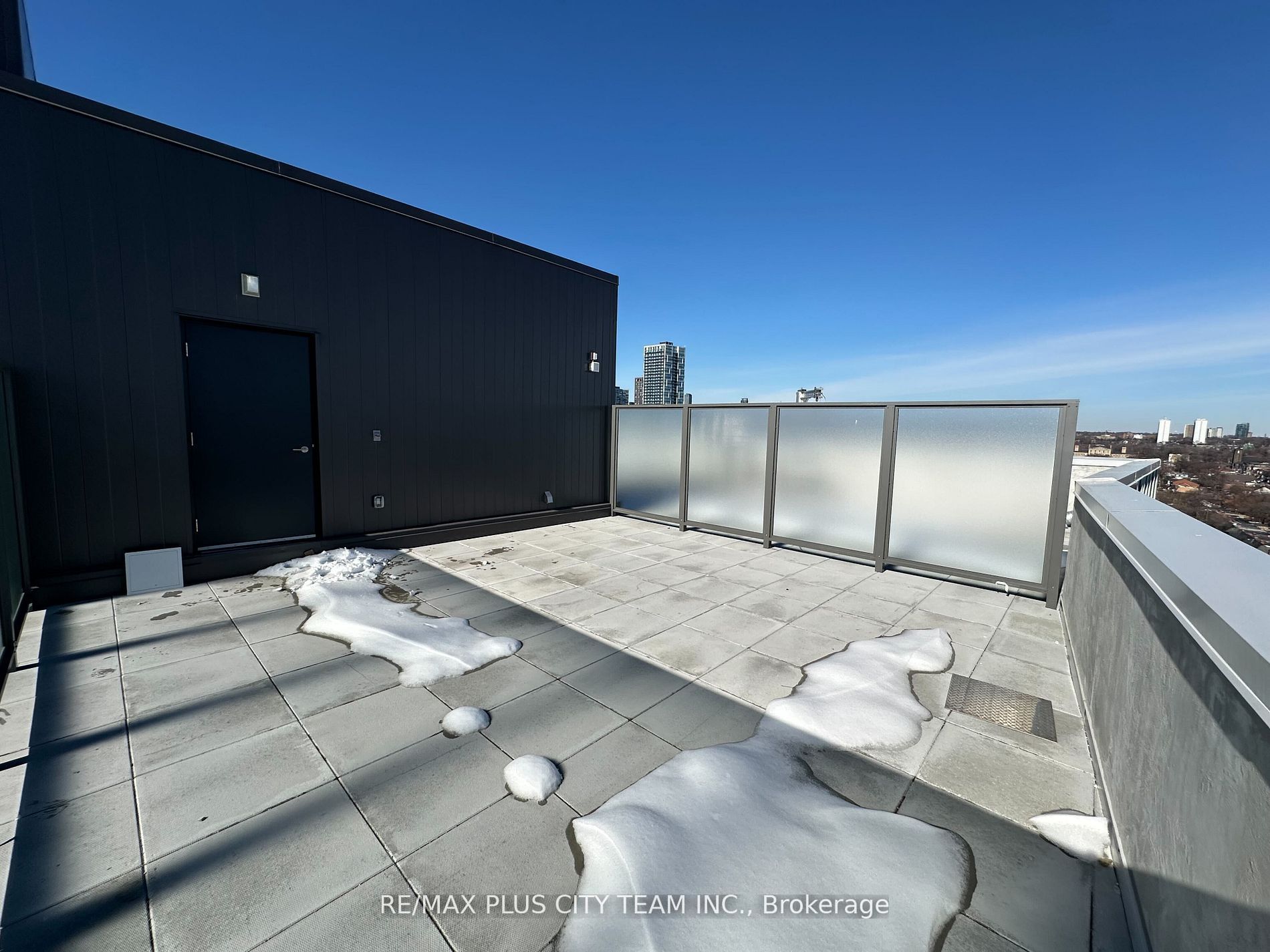 #811 - 45 Baseball Place Property Photo 17