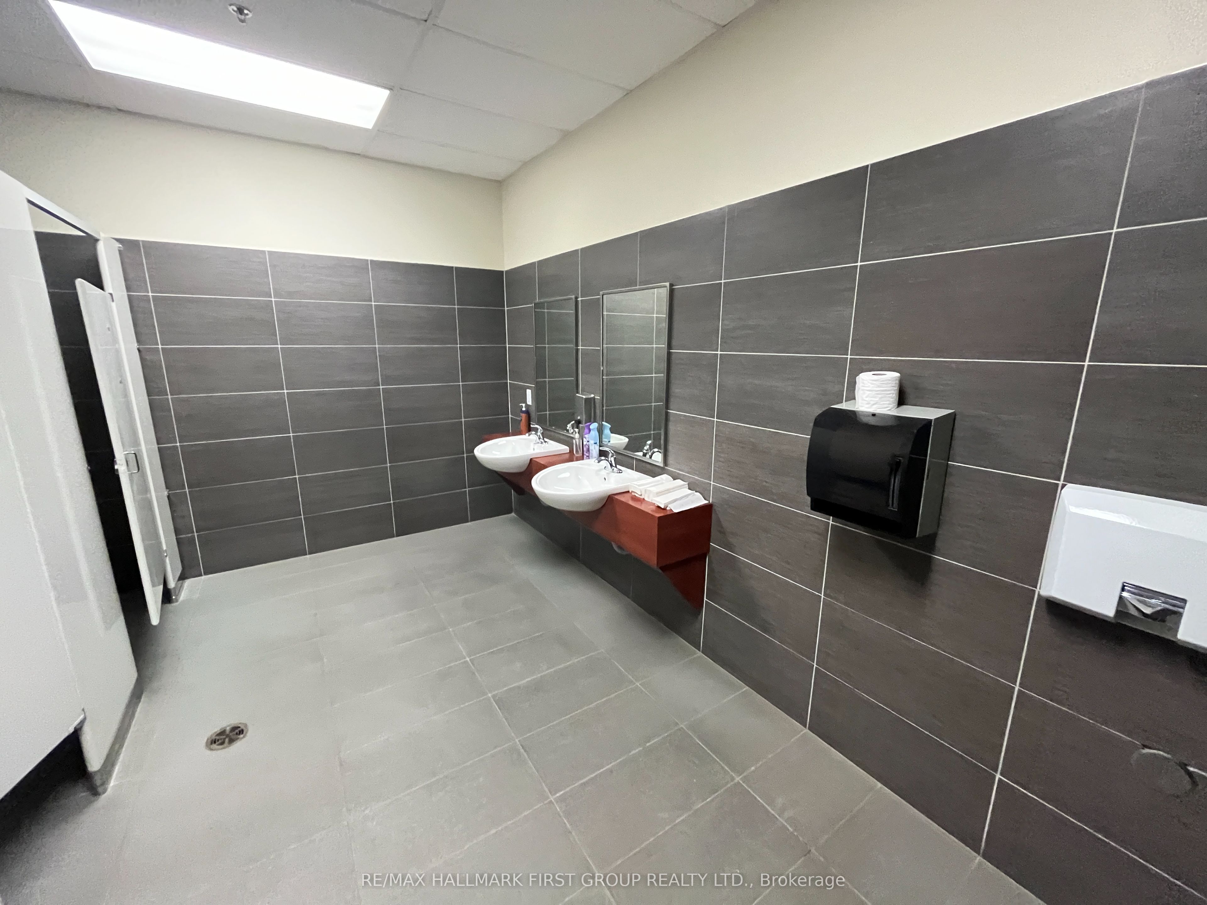 274 Mackenzie Ave Property Photo 10