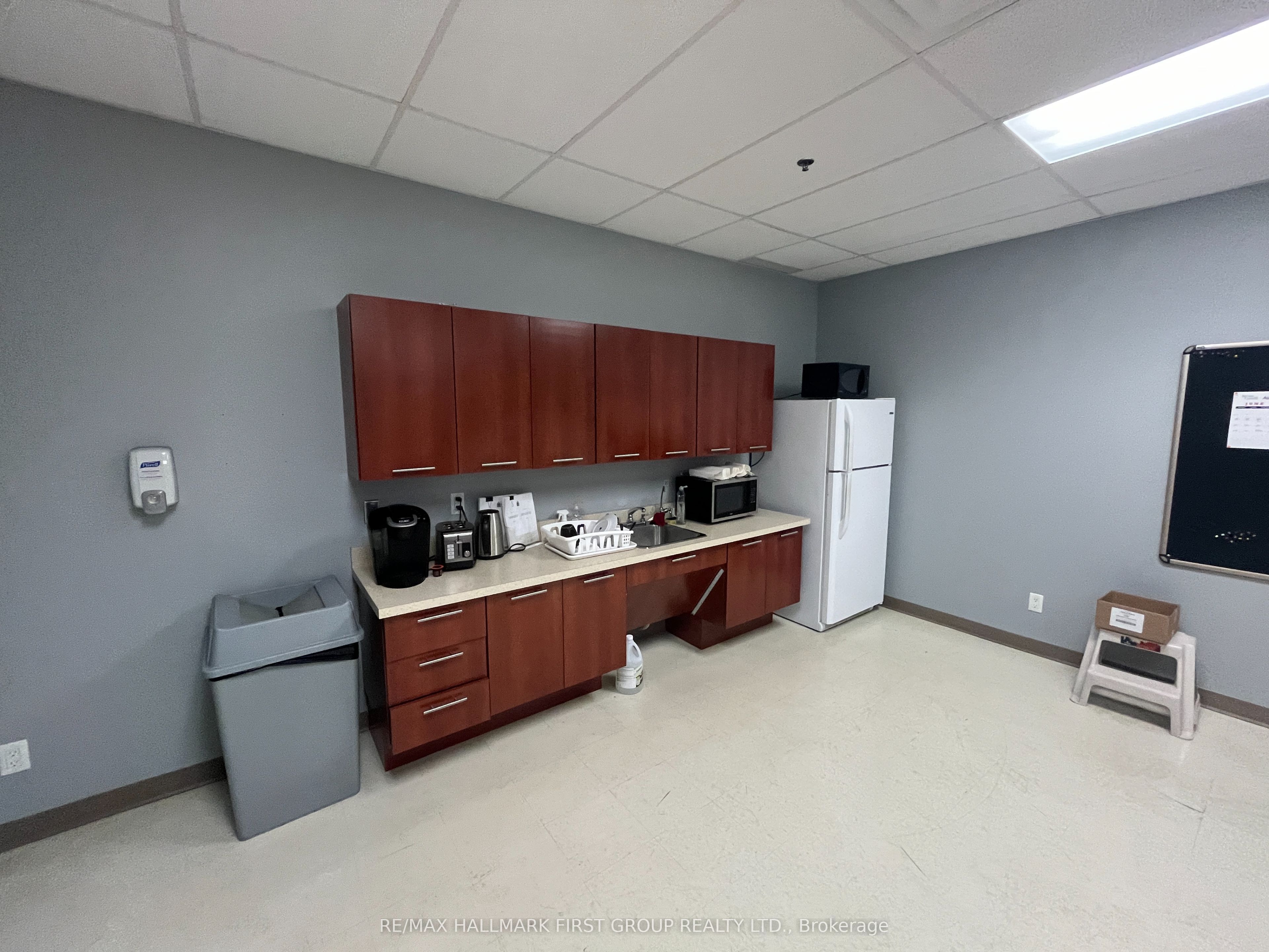274 Mackenzie Avenue 110 Property Photo 6