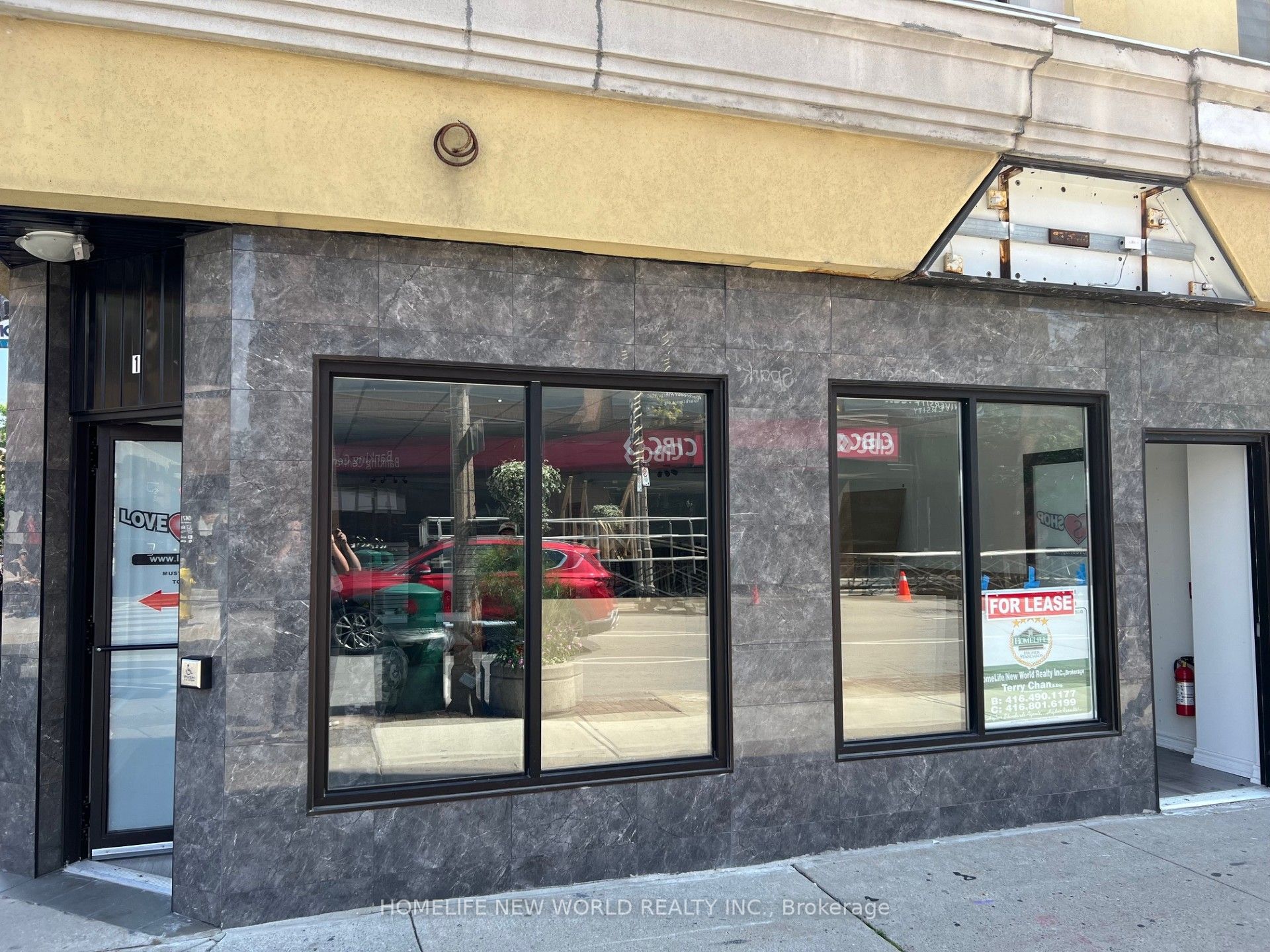 1 Simcoe Street Property Photo 7