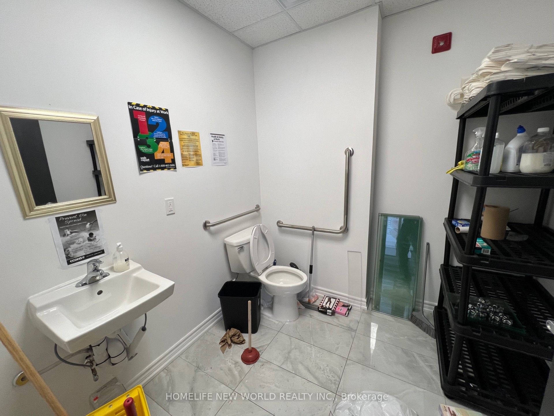1 Simcoe Street Property Photo 20