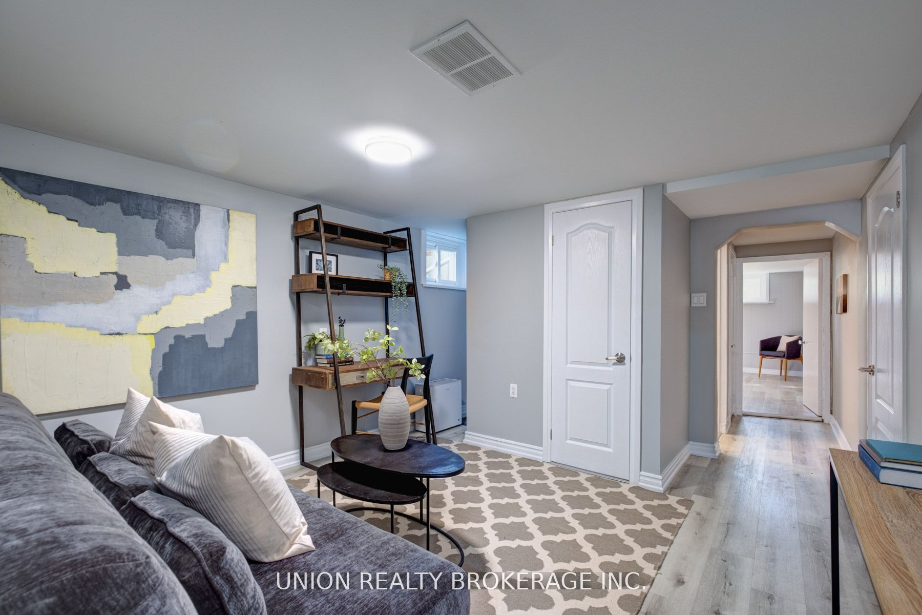 #lower - 28 Fishleigh Drive Property Photo 5