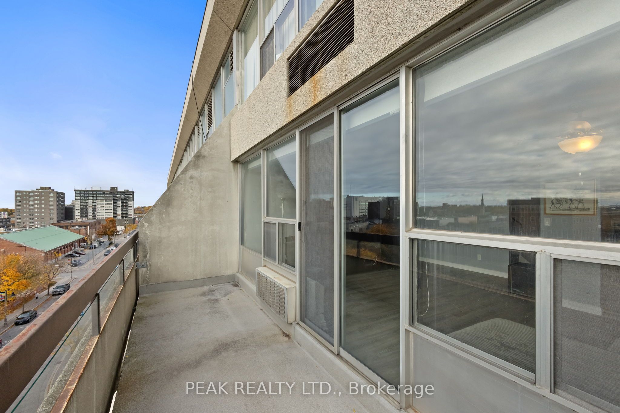 #629 - 50 Richmond Street Property Photo 10
