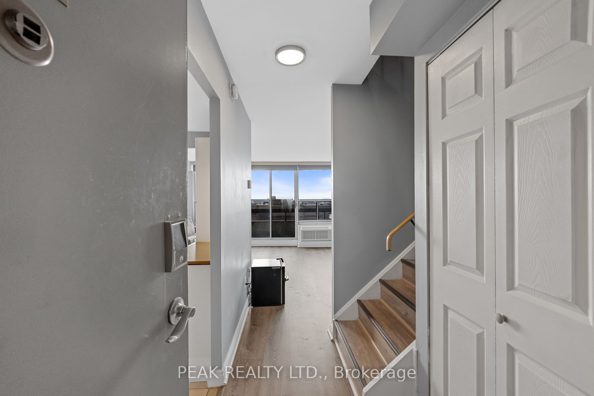 #629 - 50 Richmond Street Property Photo 11