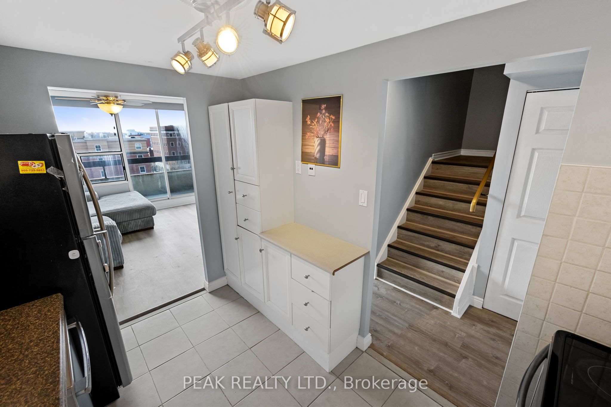 #629 - 50 Richmond Street Property Photo 14