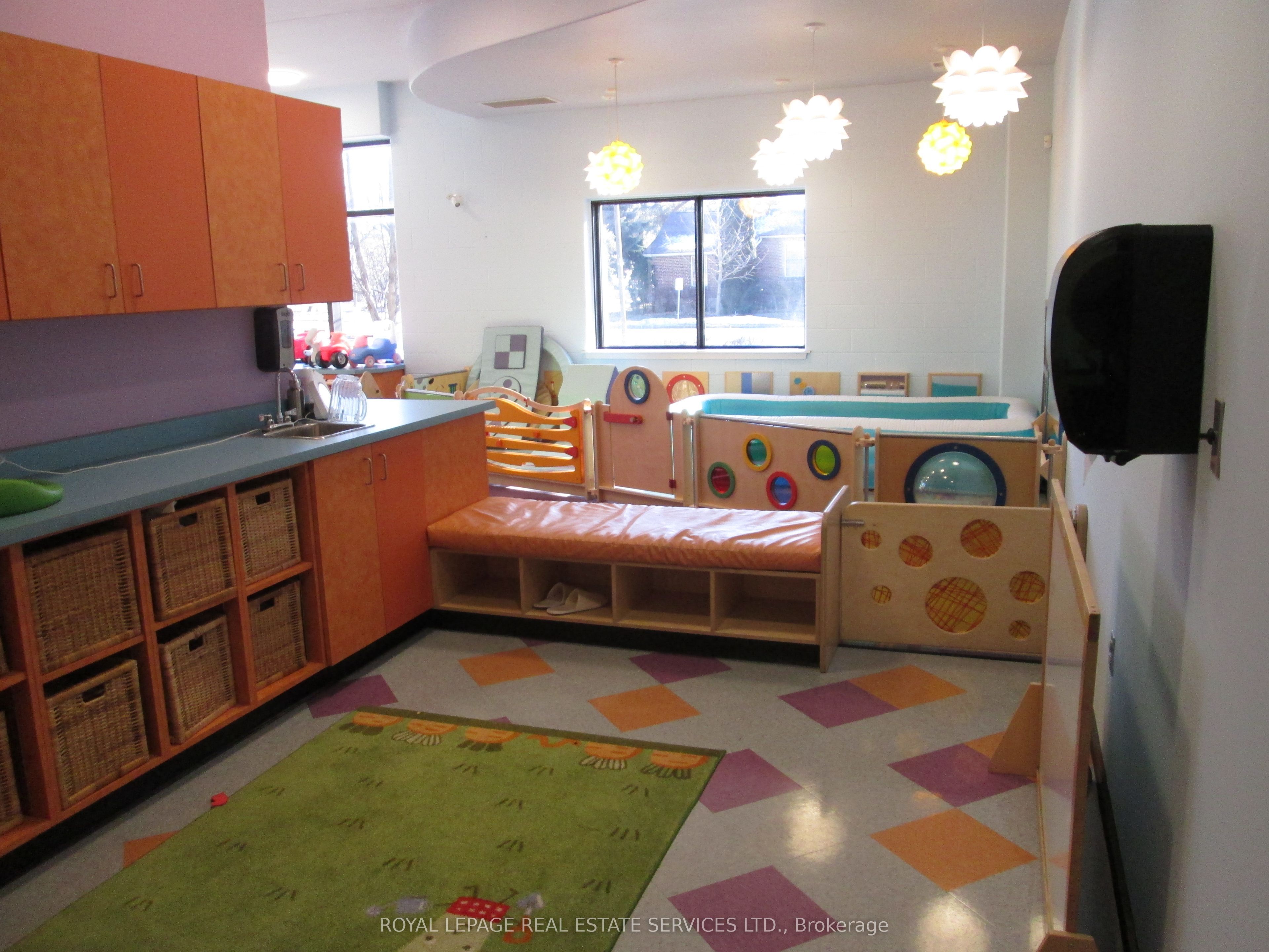 2885 Kennedy Road Property Photo 13