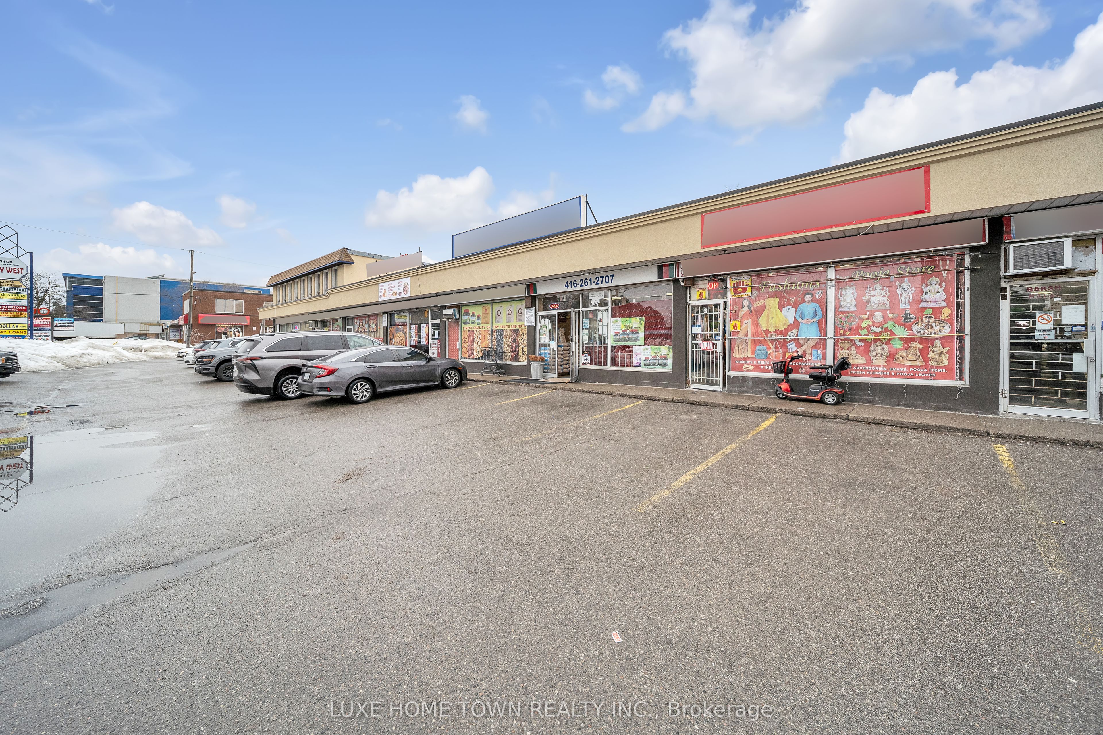 #8 - 3160 Eglington Avenue Property Photo 2