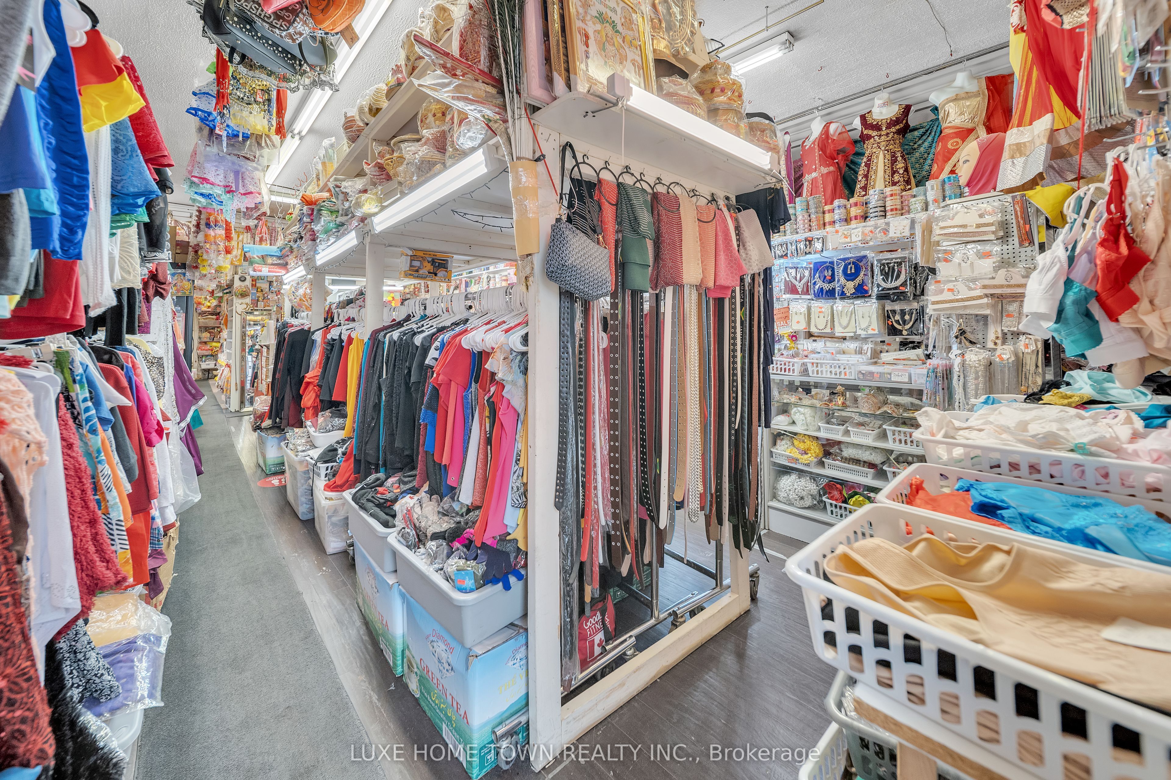 #8 - 3160 Eglington Avenue Property Photo 10