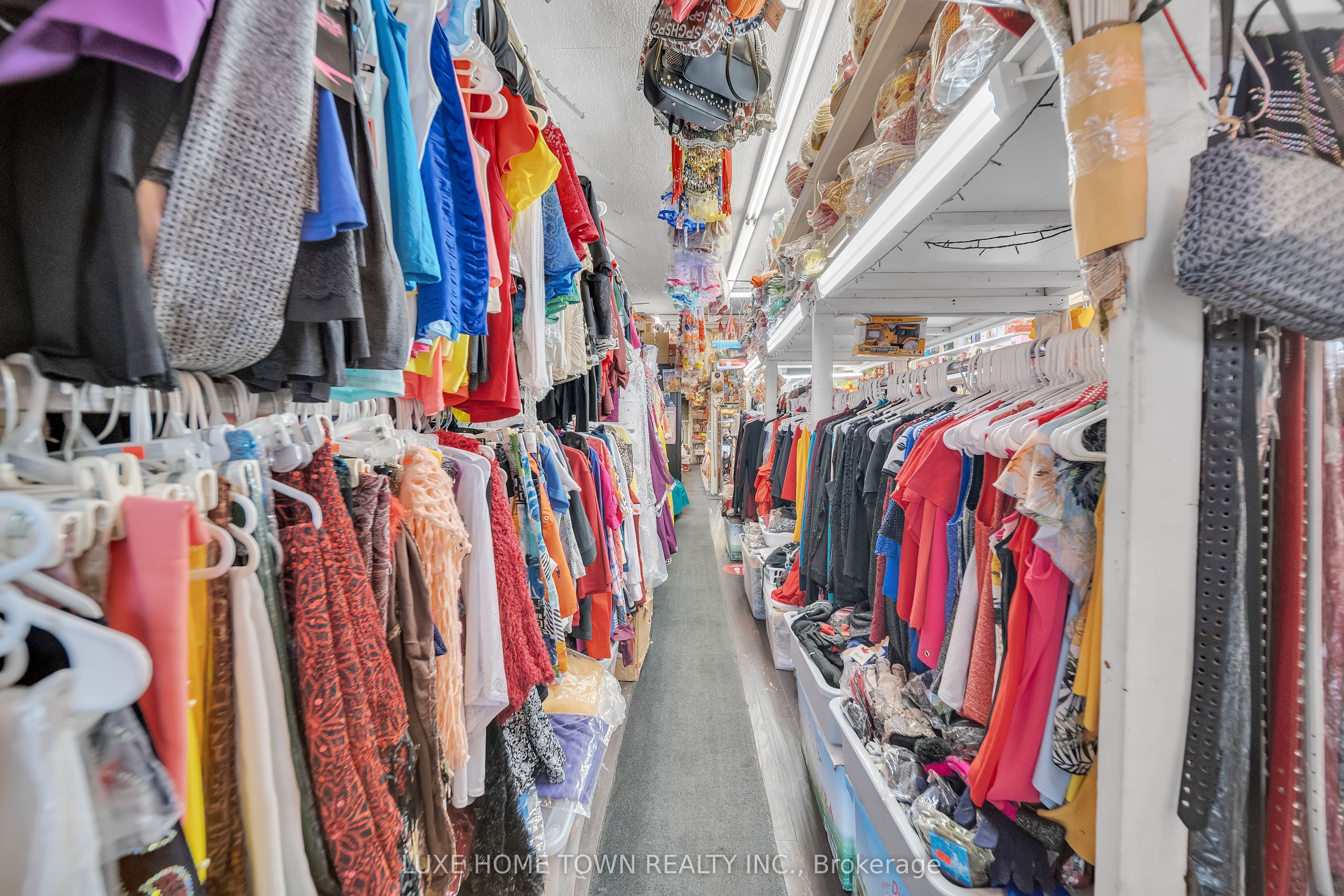 #8 - 3160 Eglington Avenue Property Photo 11