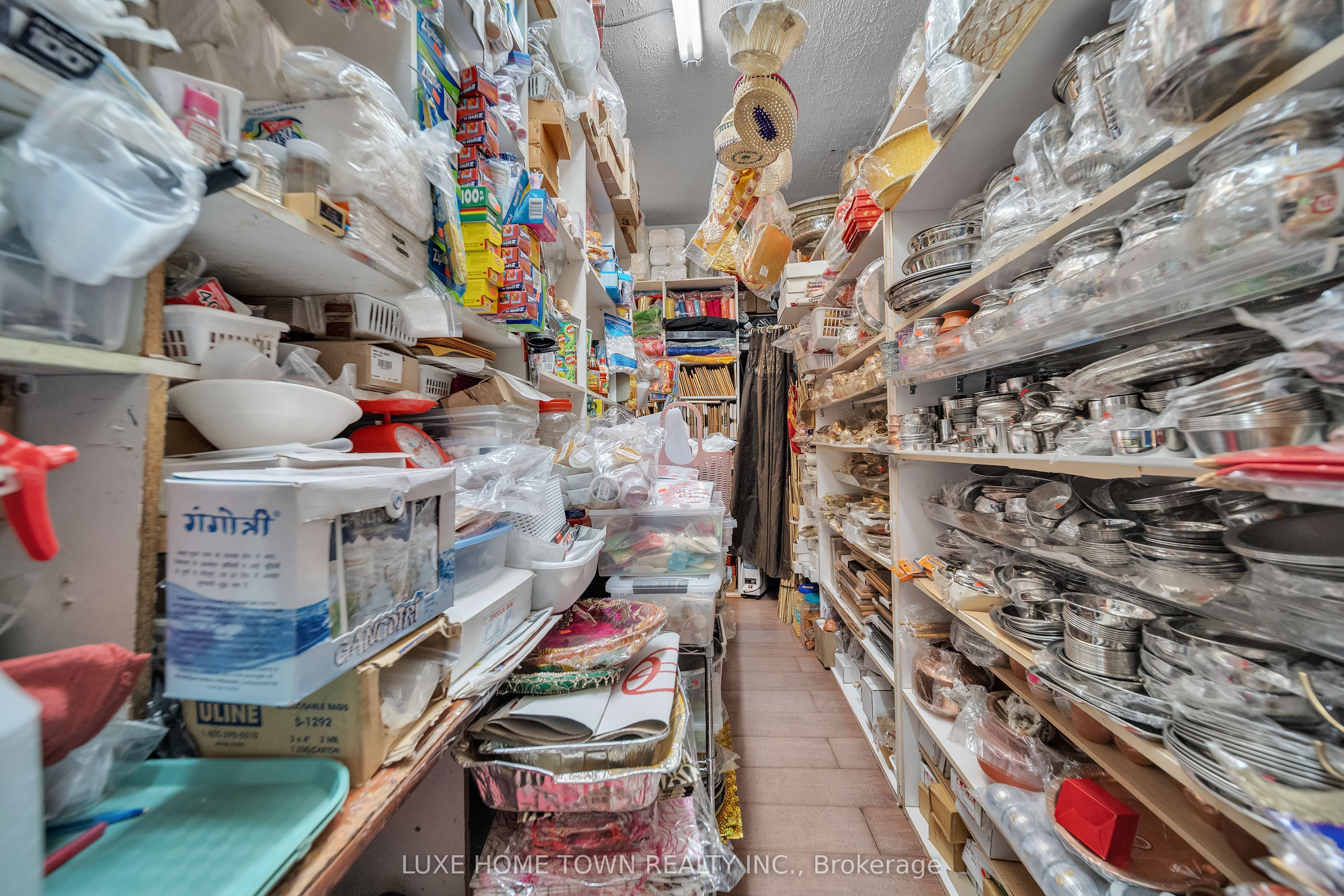 #8 - 3160 Eglington Avenue Property Photo 16