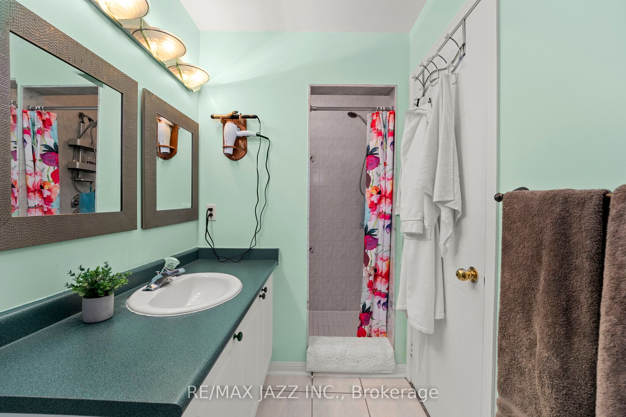 12 Bayside Gate Property Photo 21