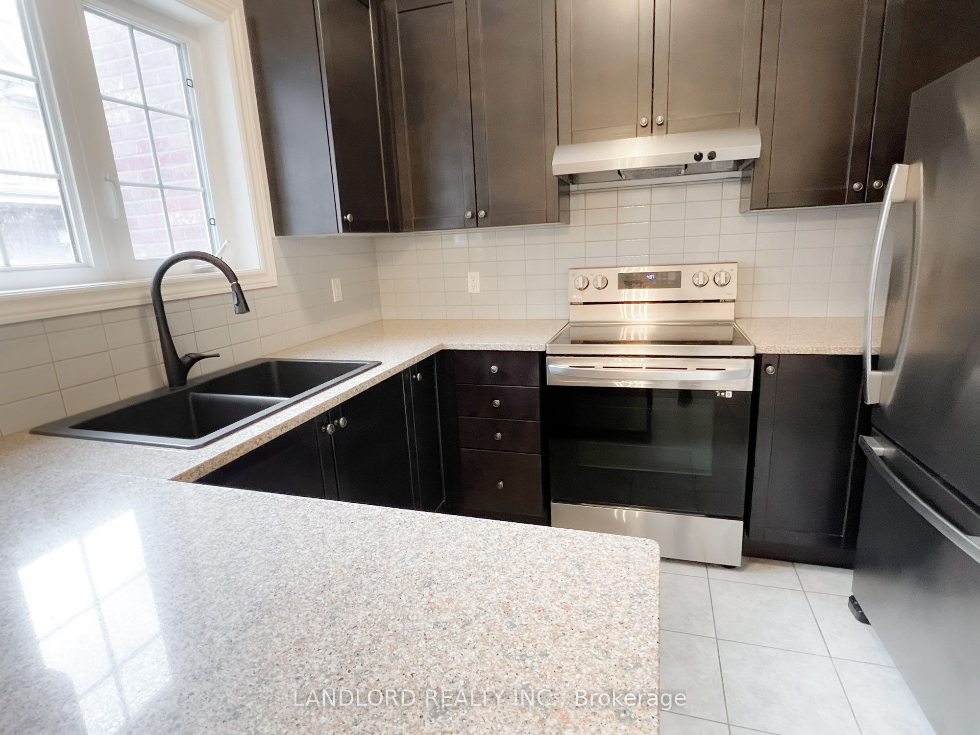 38 Carnahan Terrace Property Photo 6