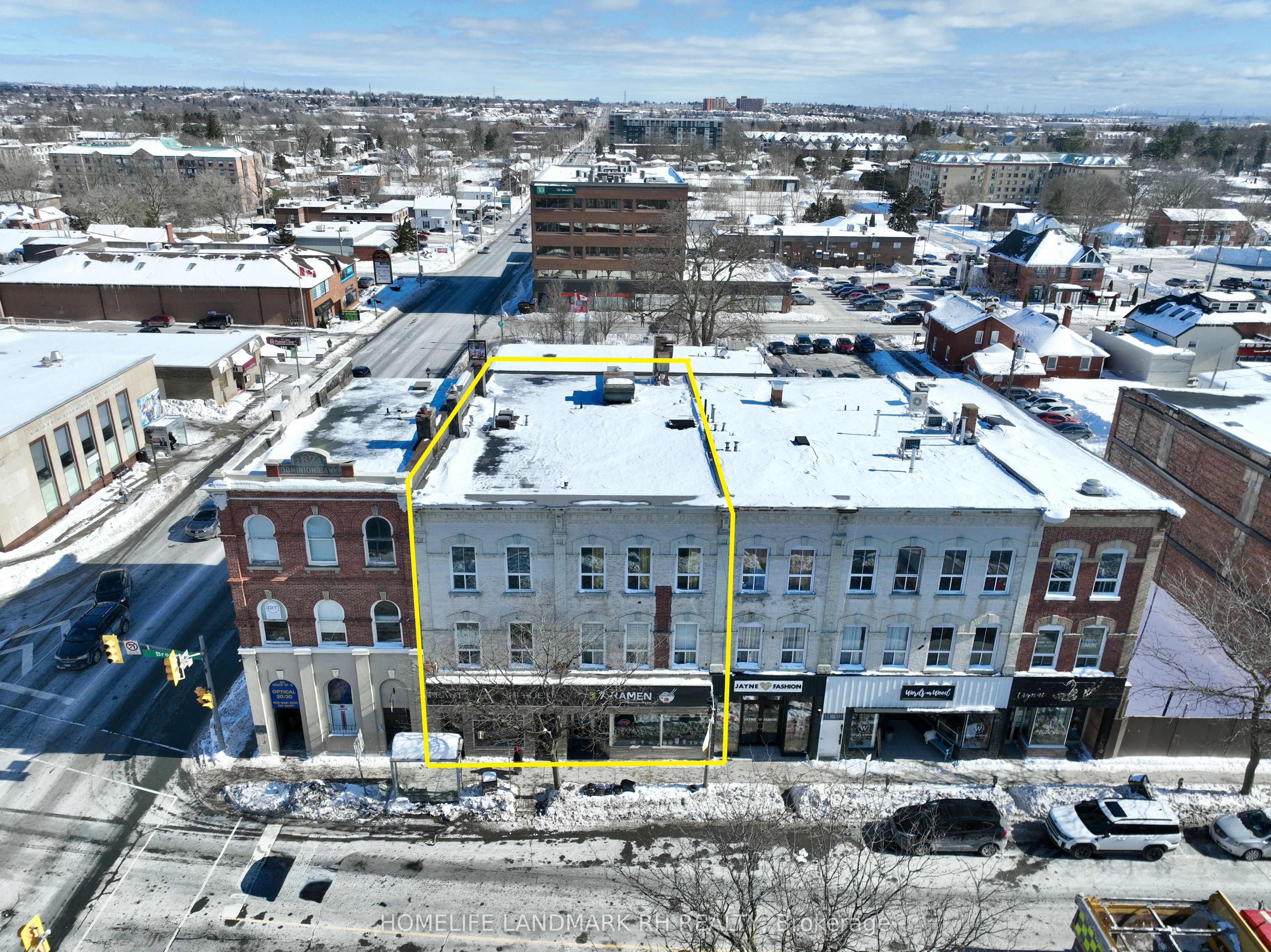106 Brock St N Property Photo 1
