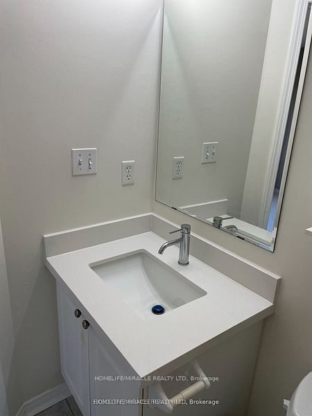 36 Stonewood Street Property Photo 13