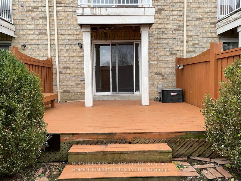 36 Stonewood Street Property Photo 25