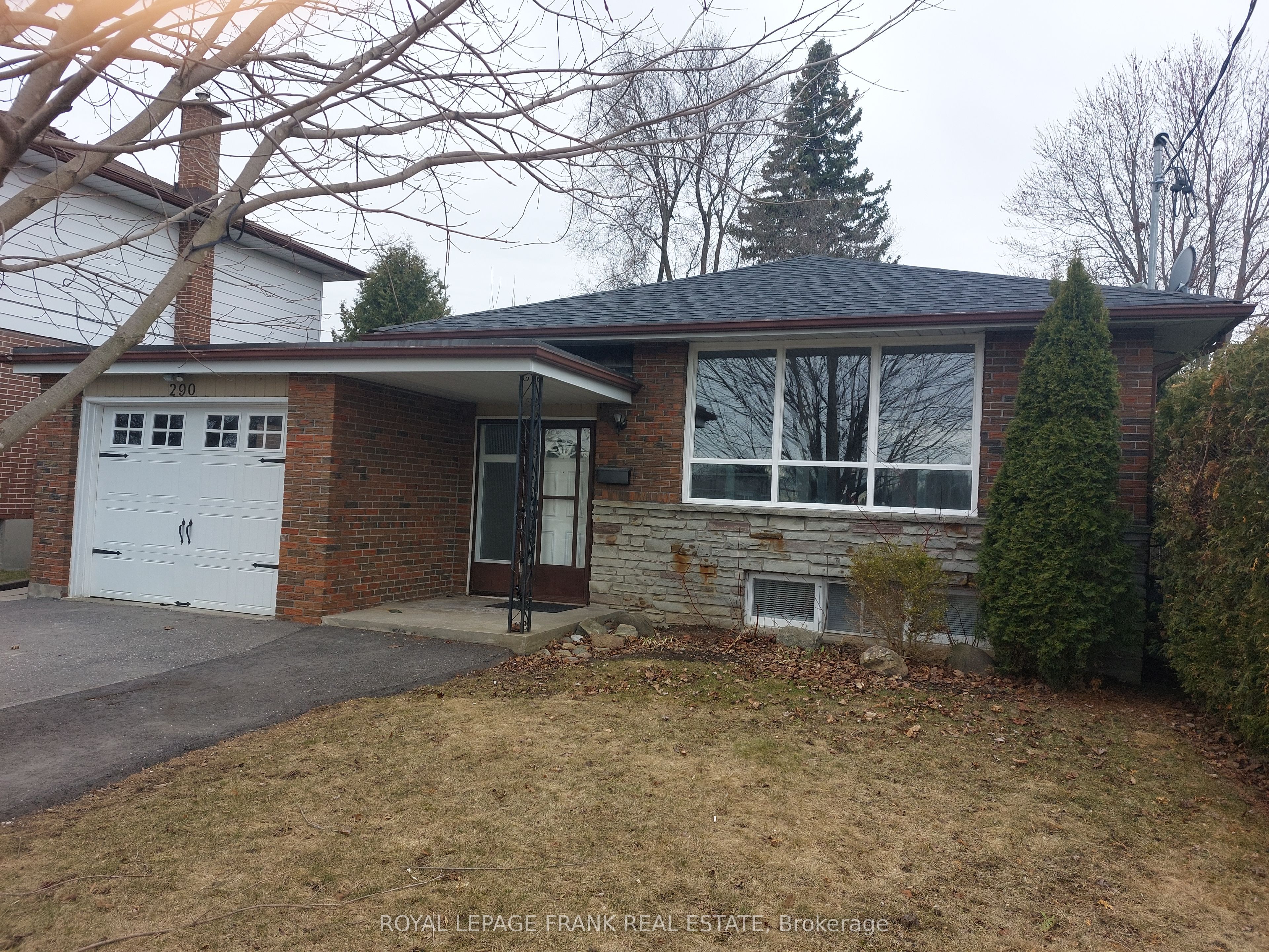 290 Nipigon Street Property Photo 1
